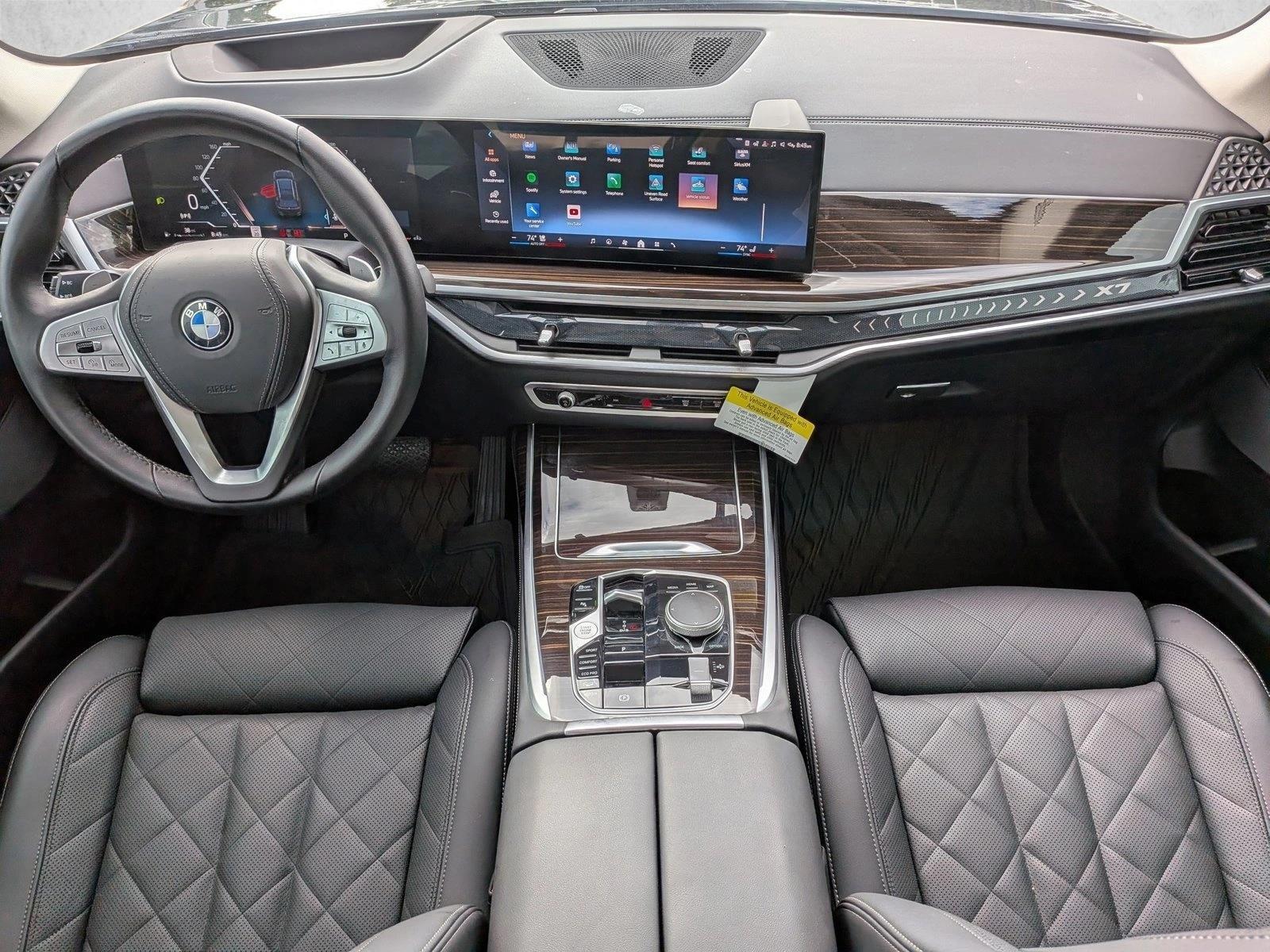 Thumbnail: 2025 BMW X7 - 4