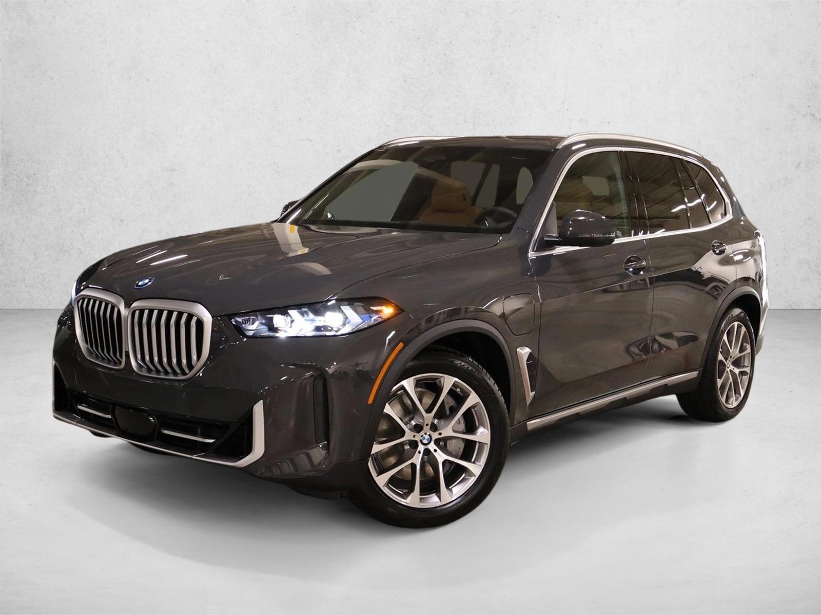 Thumbnail: 2026 BMW X5 - 1