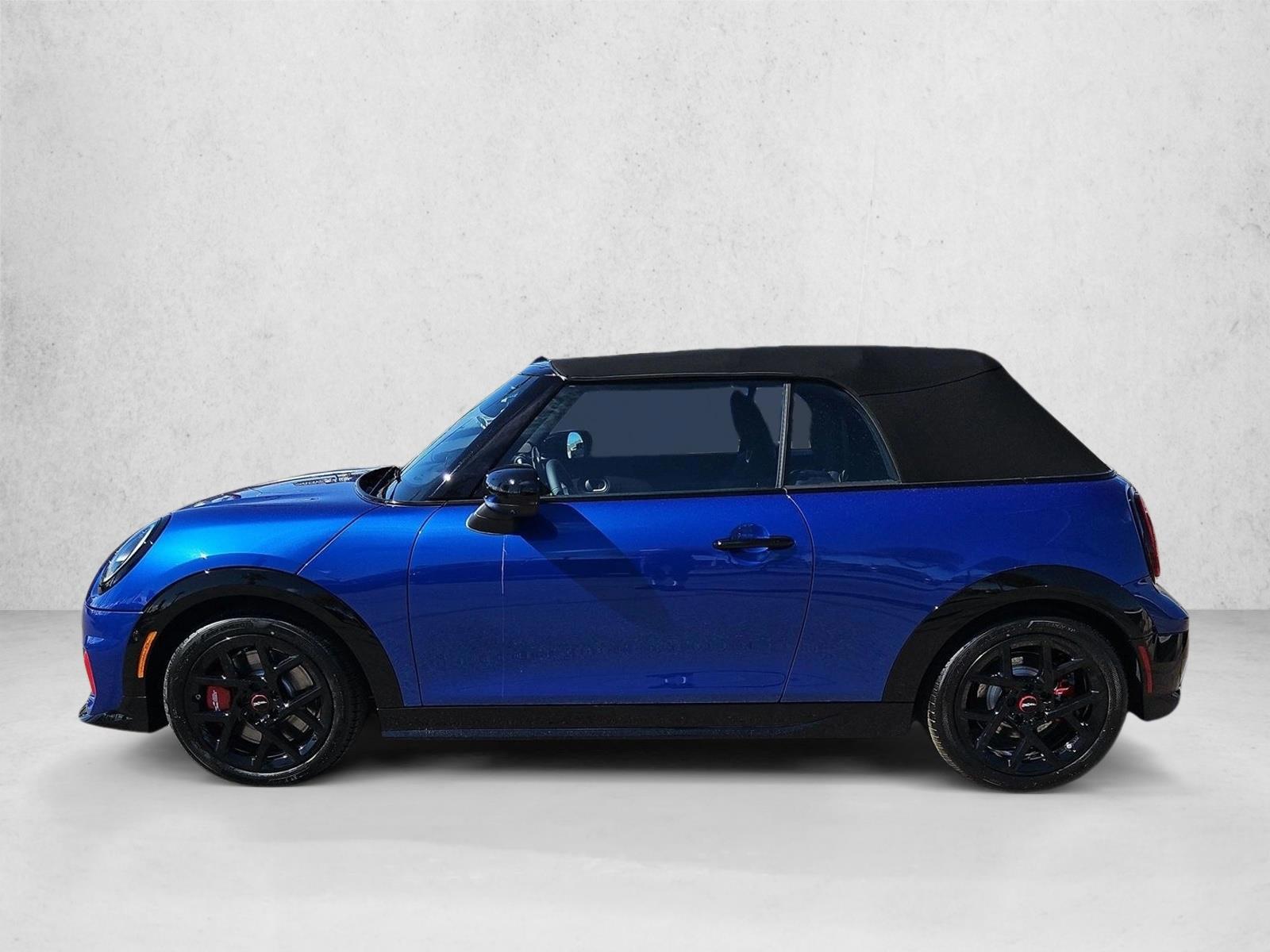 Thumbnail: 2027 MINI Cooper Convertible - 2