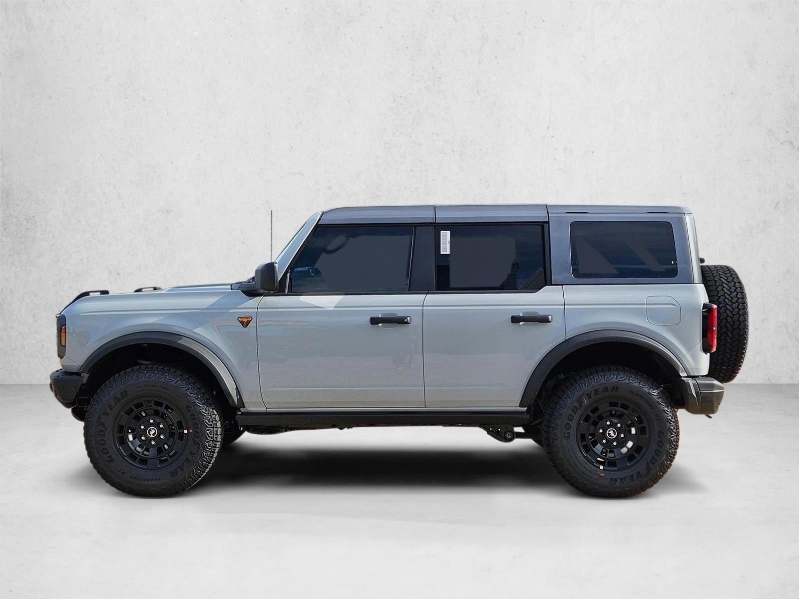 Thumbnail: 2026 Ford Bronco - 2