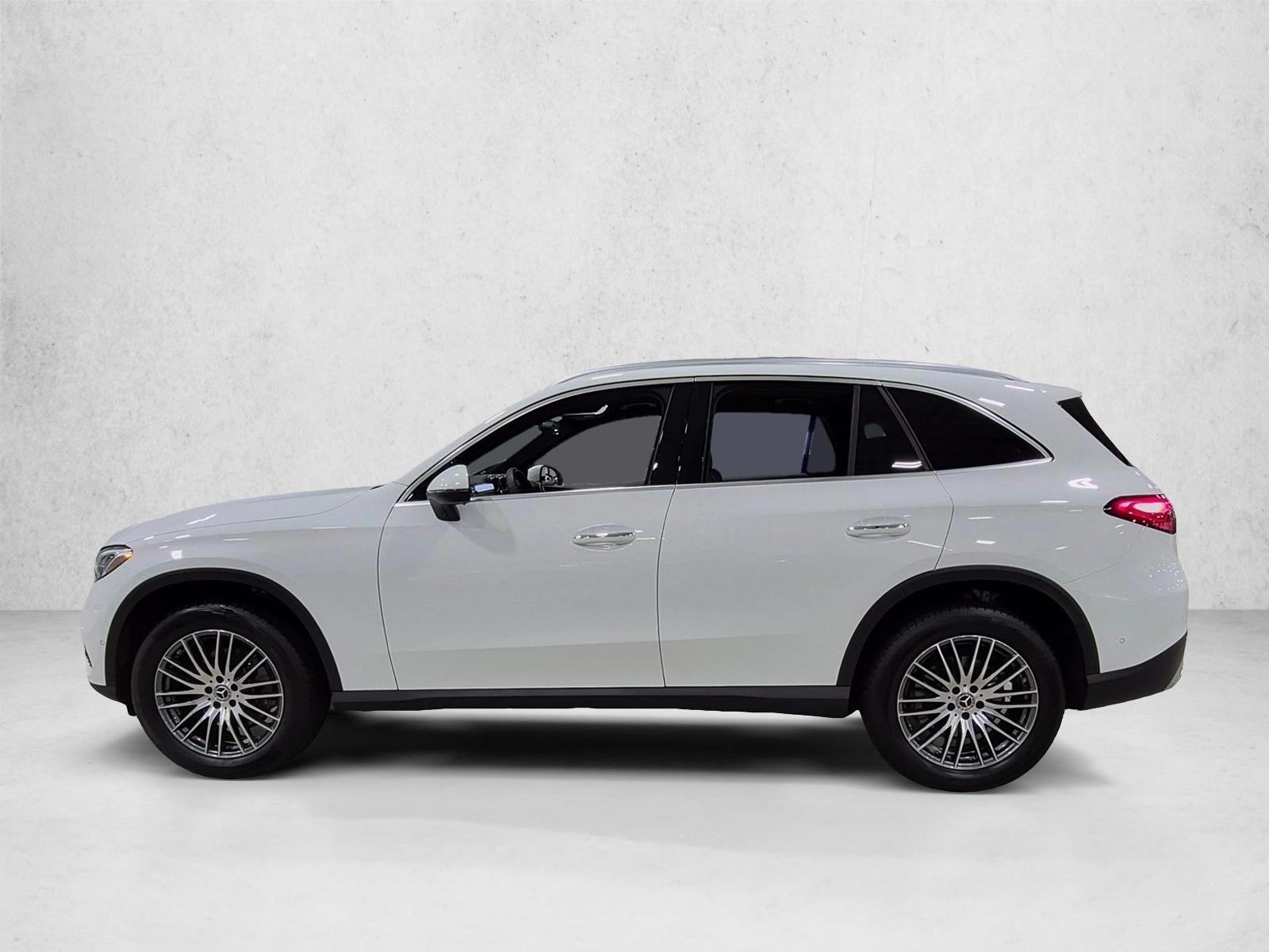 Thumbnail: 2026 Mercedes-Benz GLC - 2