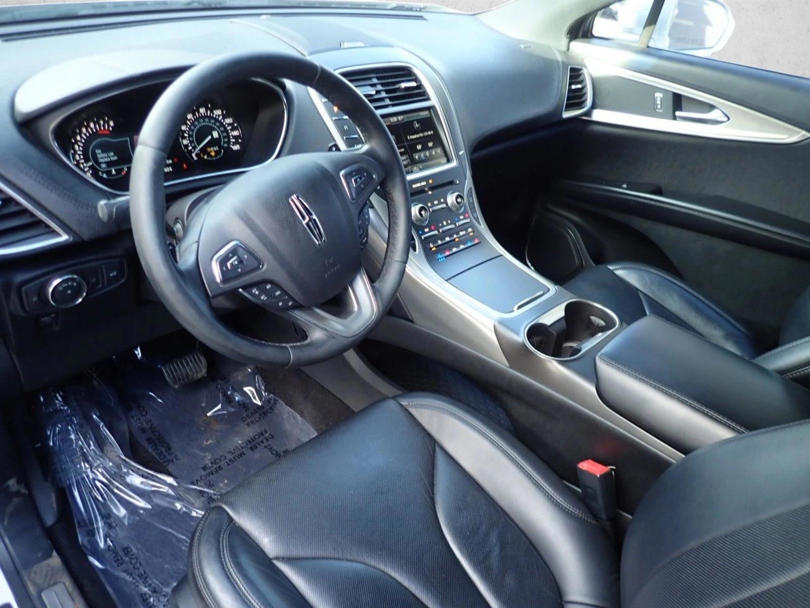 Thumbnail: 2016 Lincoln MKX - 3