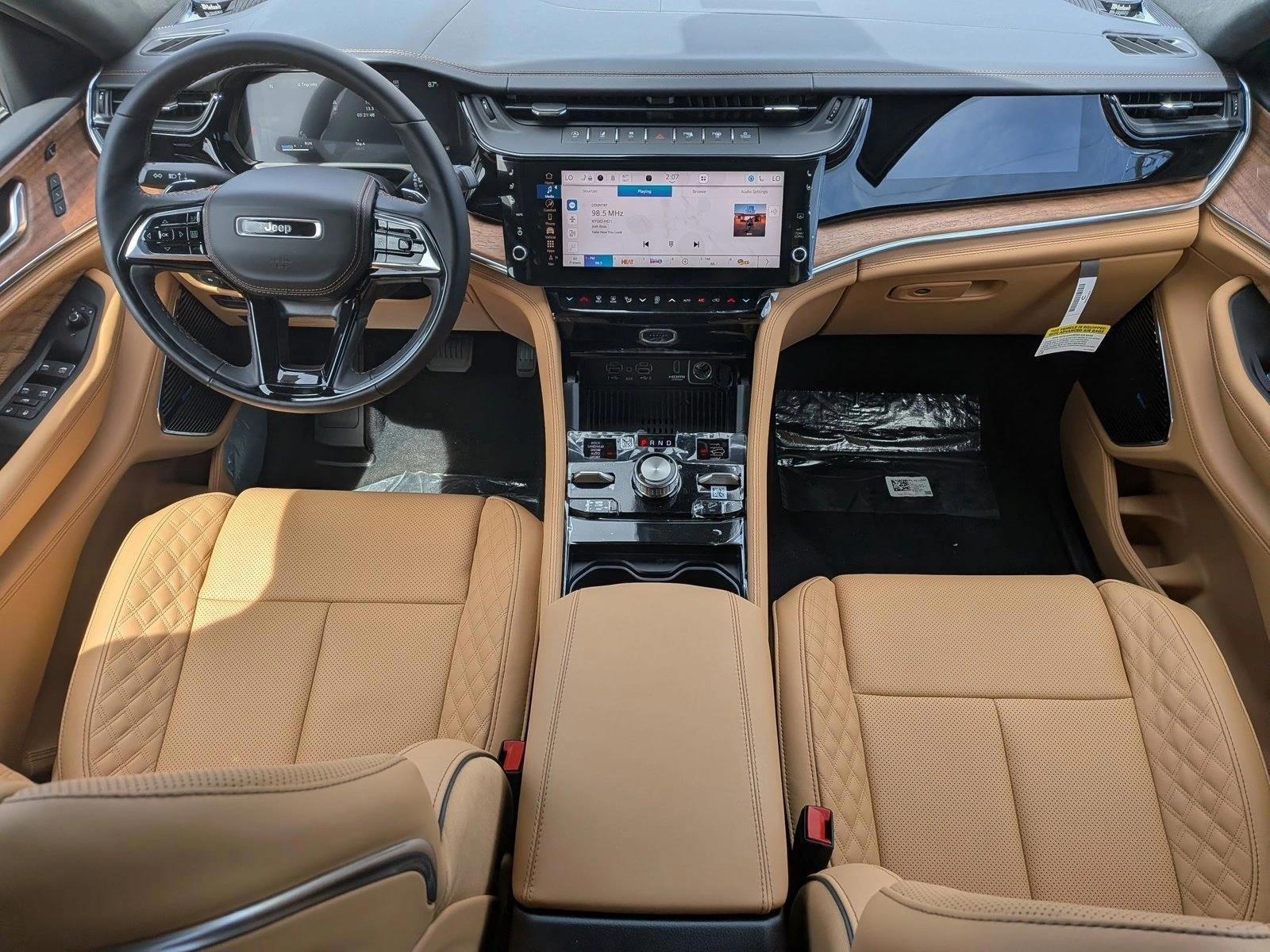 Thumbnail: 2026 Jeep Grand Cherokee L - 3
