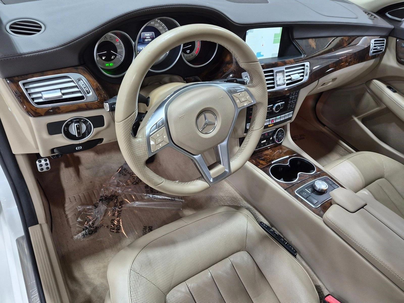 Thumbnail: 2014 Mercedes-Benz CLS - 3