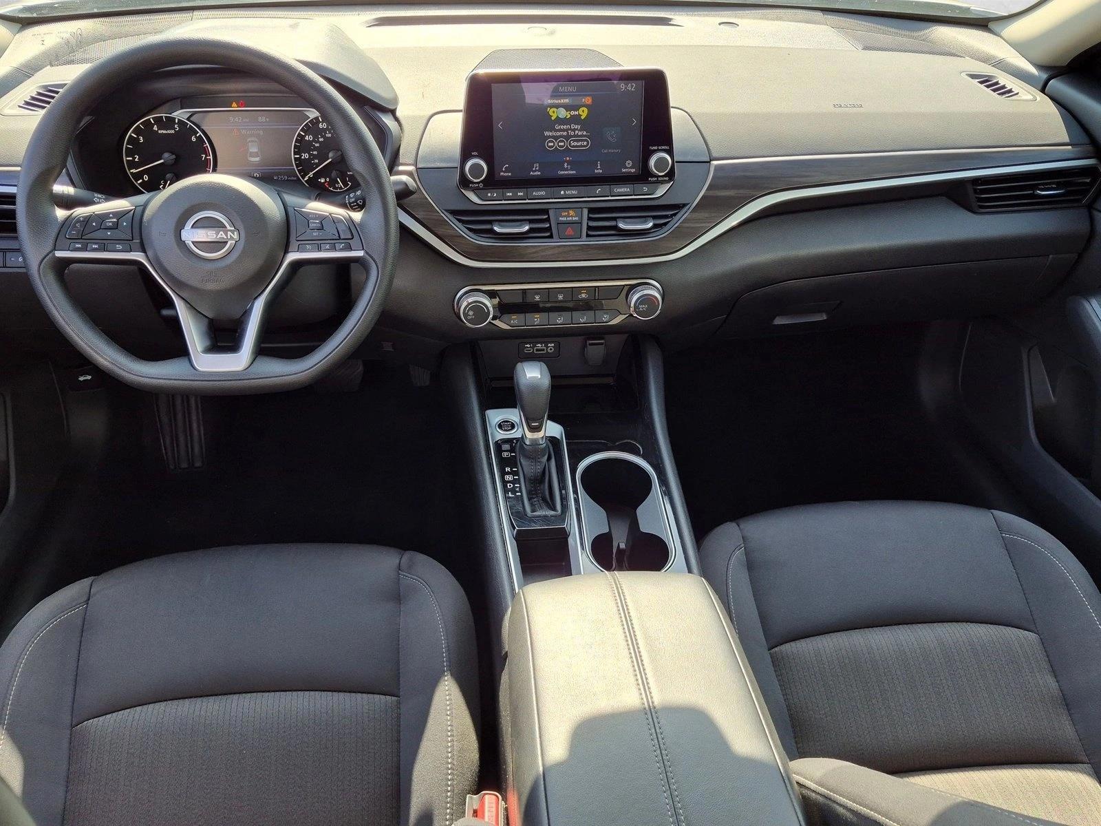 Thumbnail: 2024 Nissan Altima - 3
