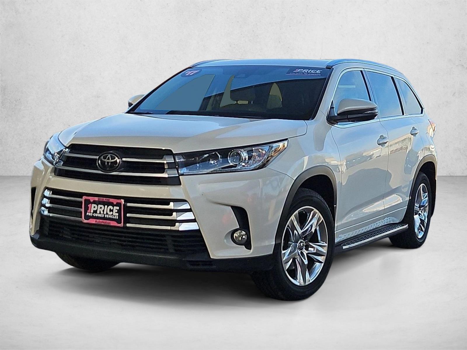 Thumbnail: 2017 Toyota Highlander - 1