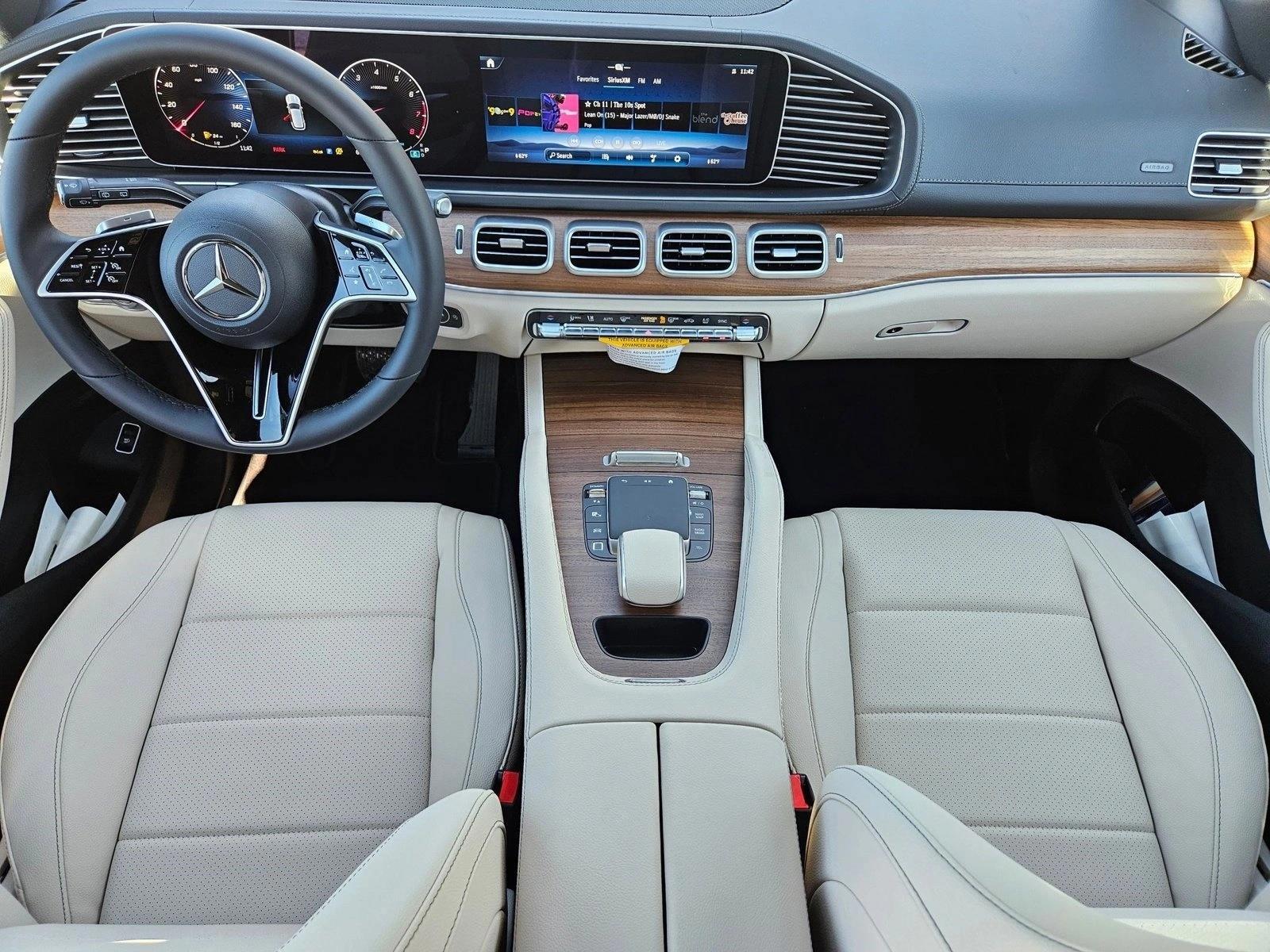 Thumbnail: 2026 Mercedes-Benz GLE - 4