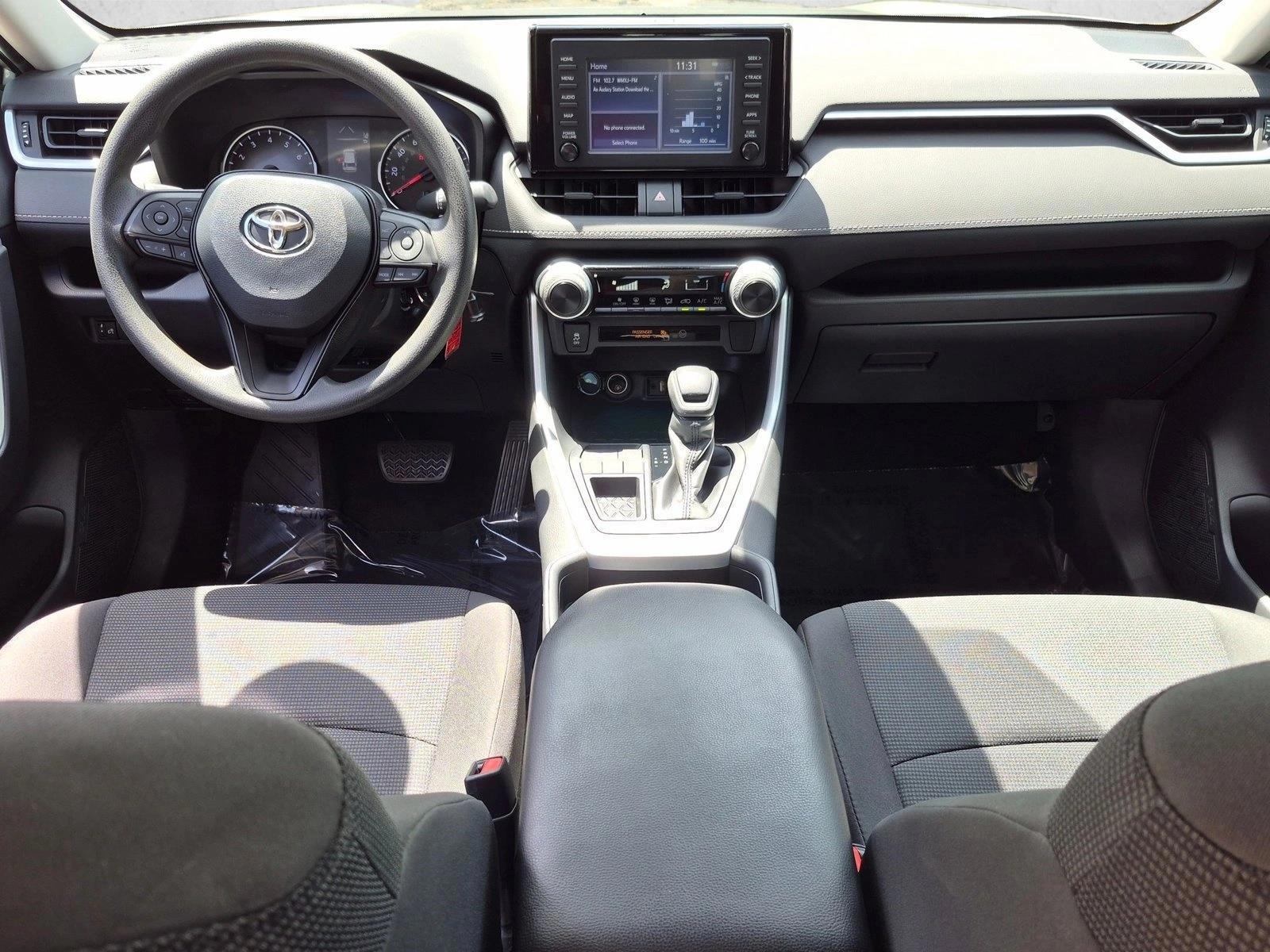 Thumbnail: 2019 Toyota RAV4 - 4