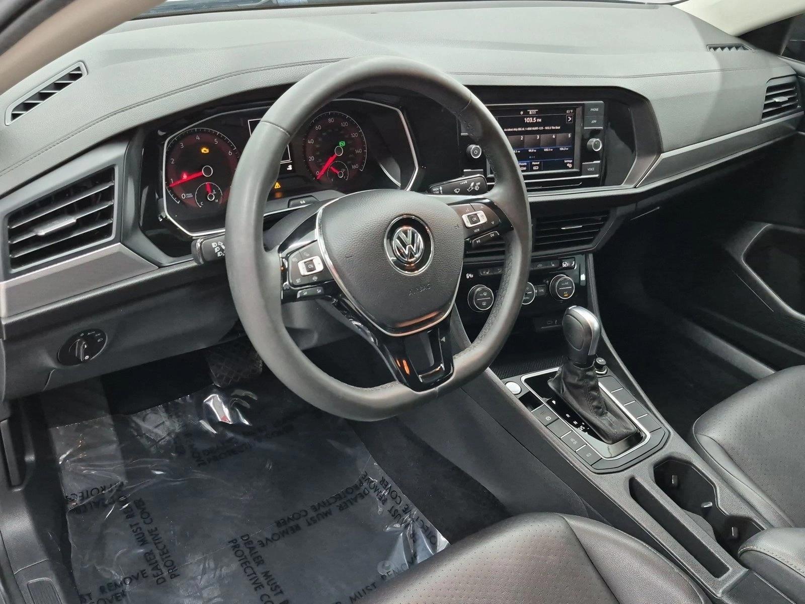 Thumbnail: 2020 Volkswagen Jetta - 3