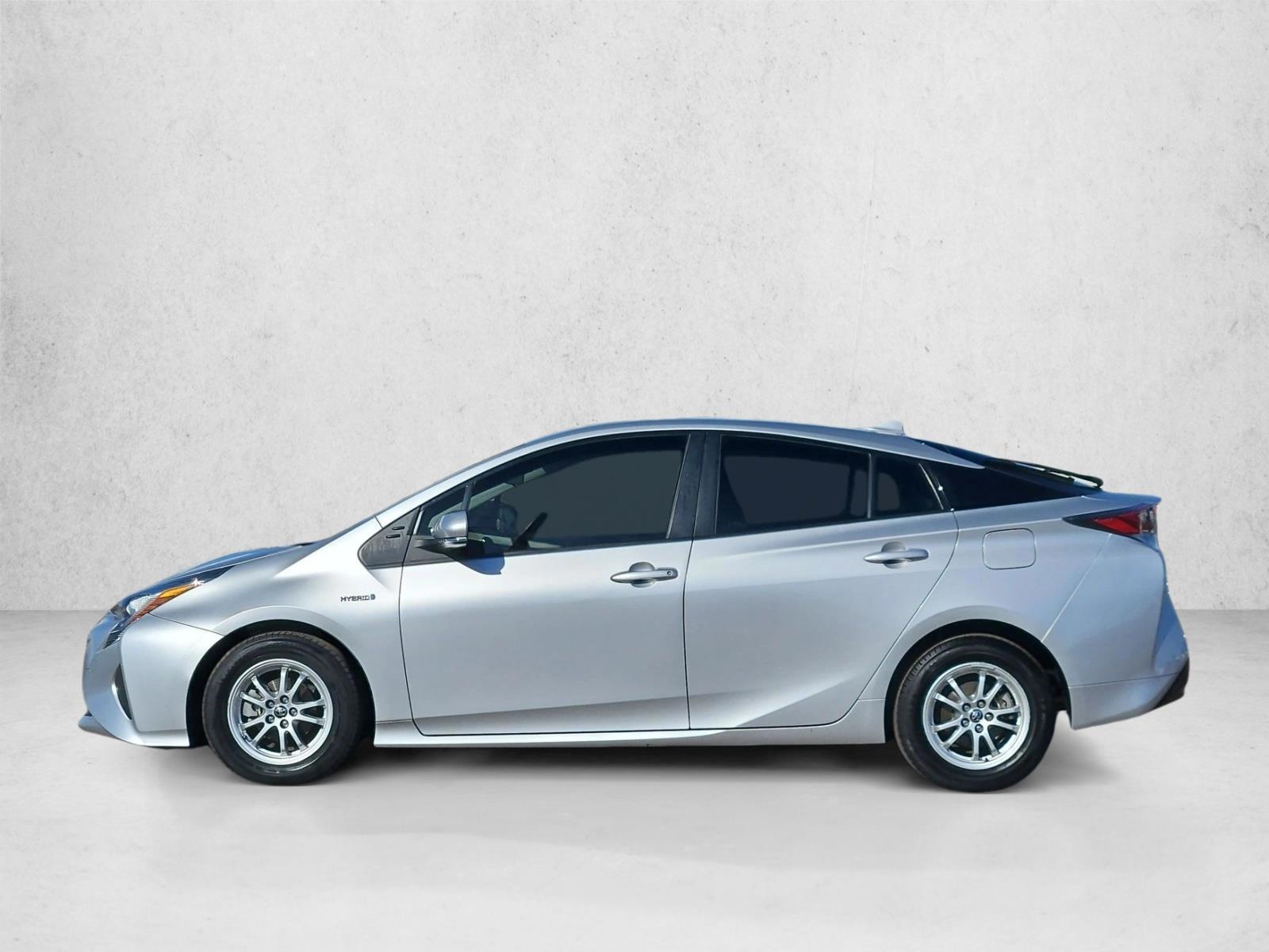 Thumbnail: 2017 Toyota Prius - 2