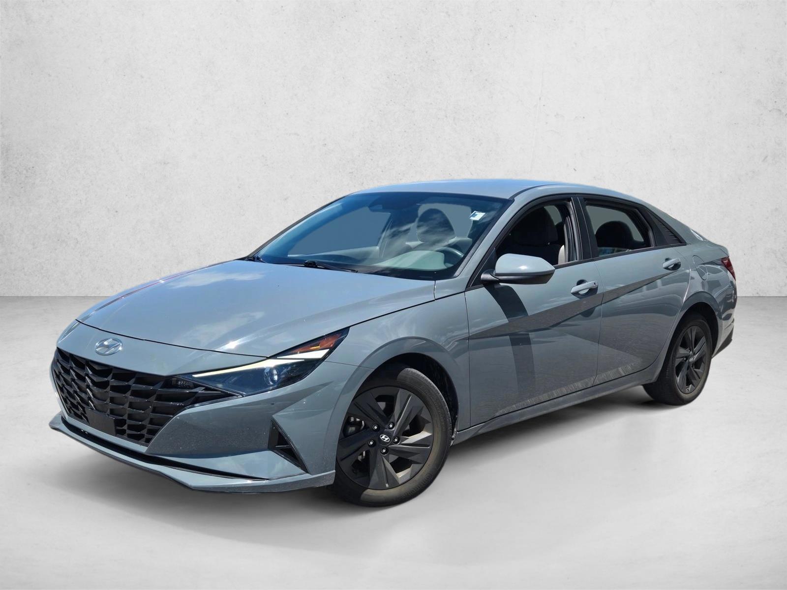 Thumbnail: 2022 Hyundai Elantra - 1