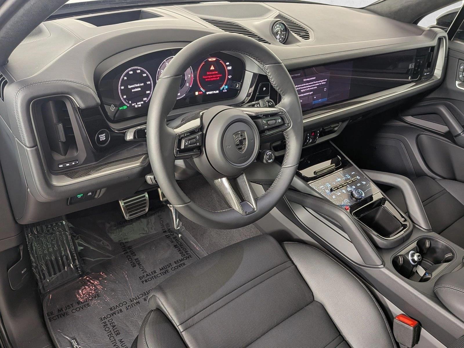 Thumbnail: 2026 Porsche Cayenne - 3