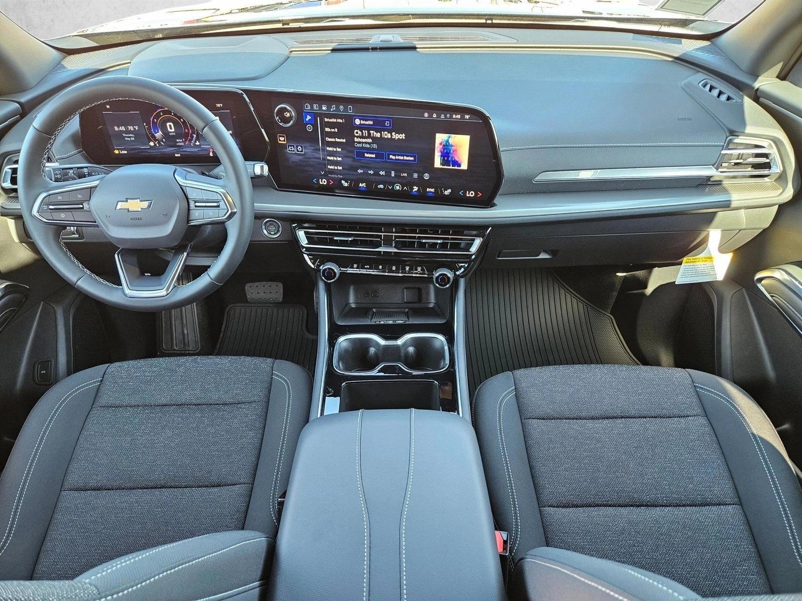 Thumbnail: 2026 Chevrolet Traverse - 4