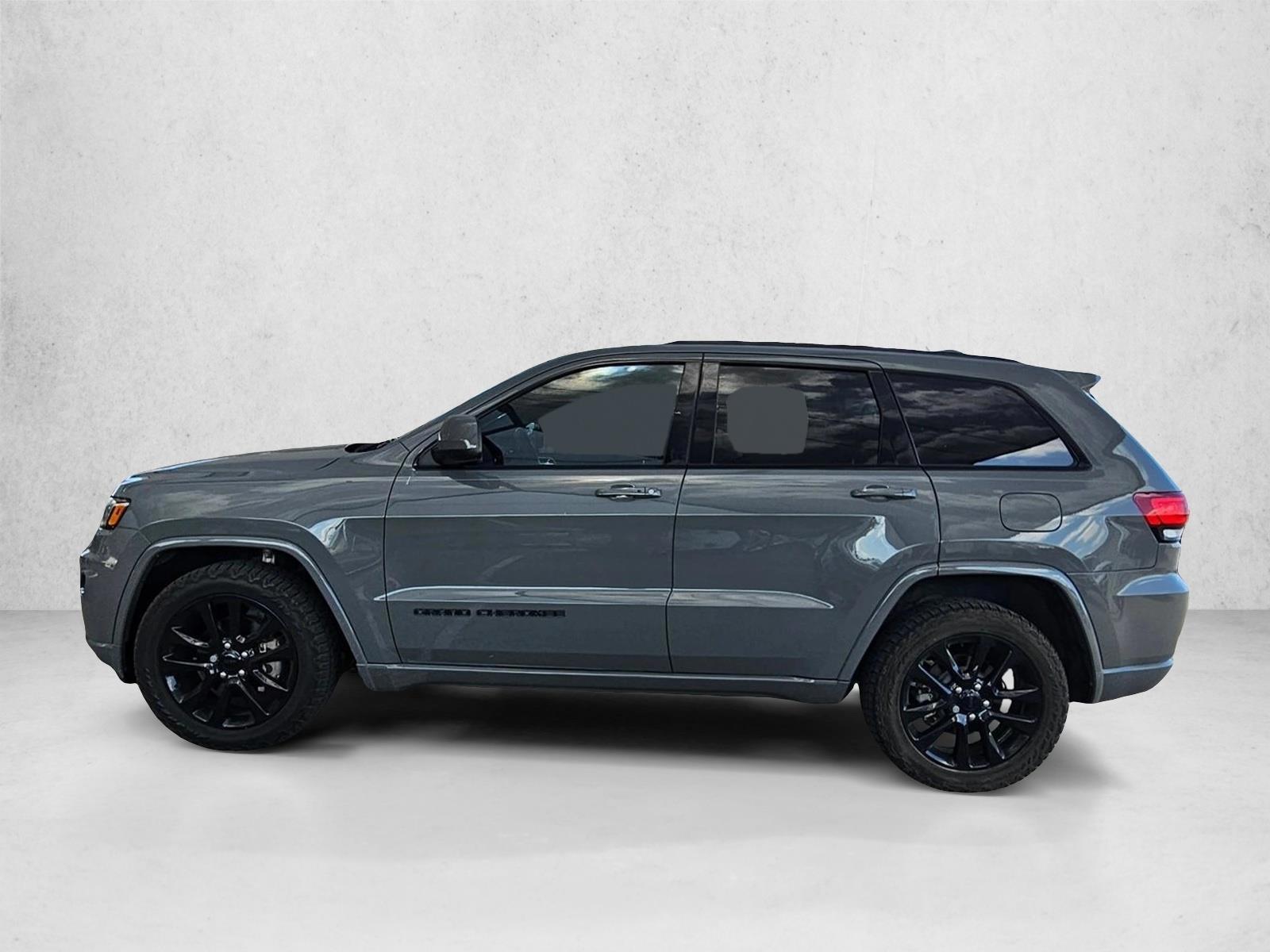 Thumbnail: 2020 Jeep Grand Cherokee - 2