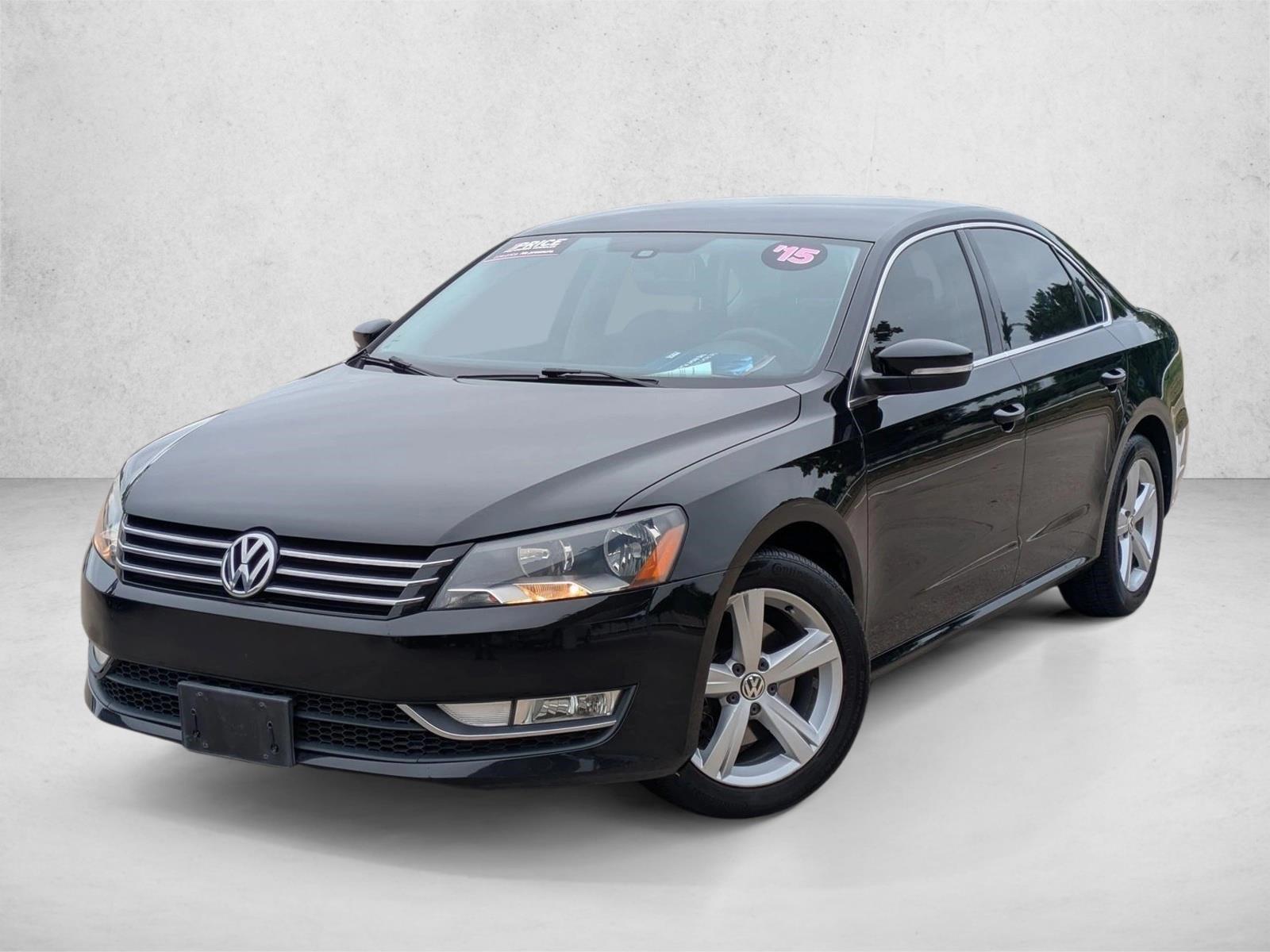 Thumbnail: 2015 Volkswagen Passat - 1