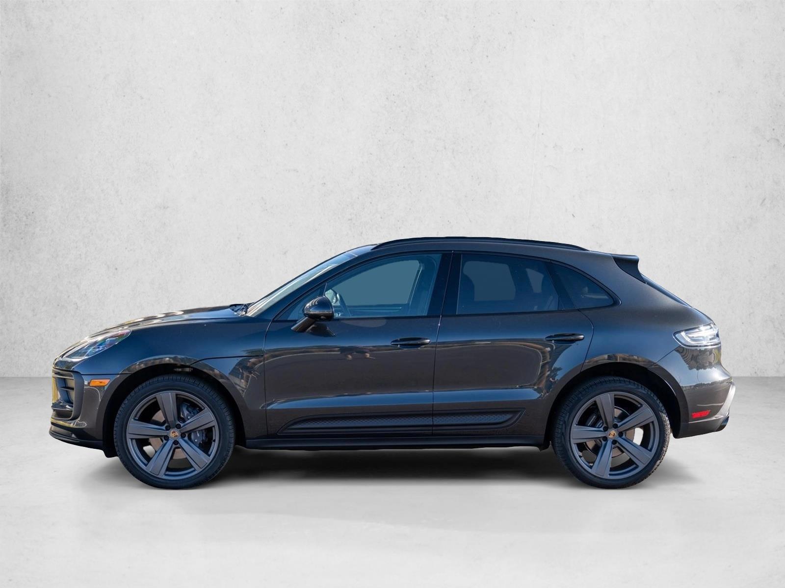 Thumbnail: 2026 Porsche Macan - 2