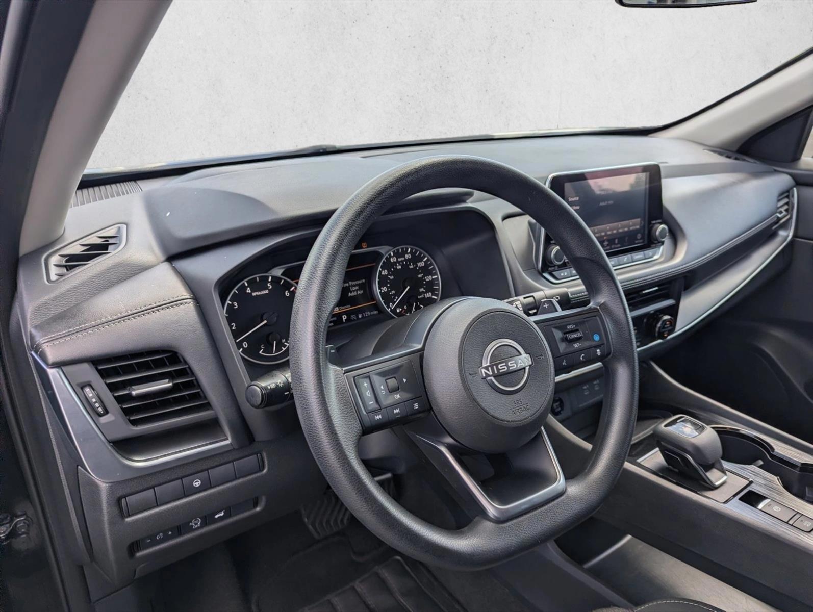 Thumbnail: 2024 Nissan Rogue - 3
