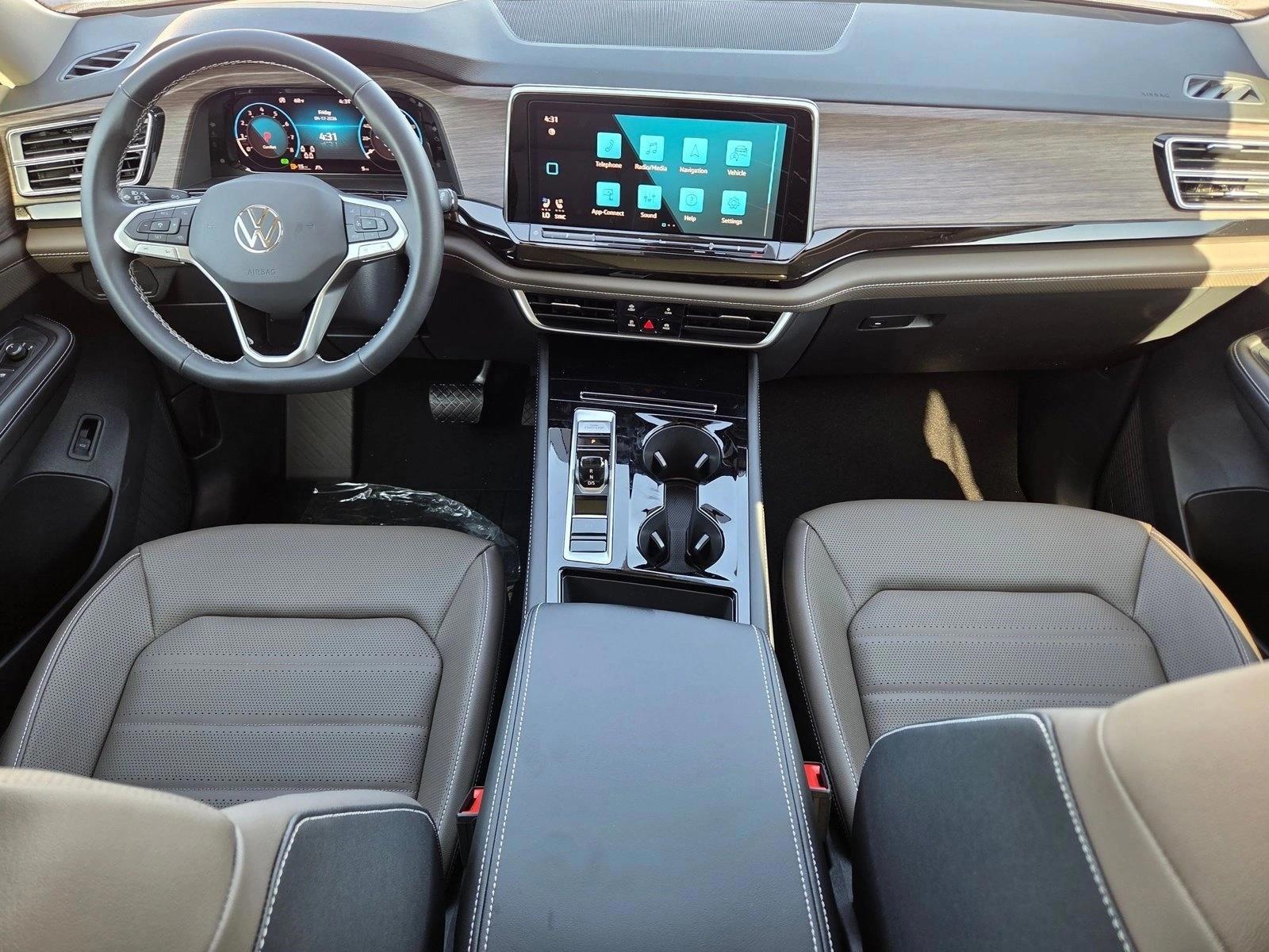 Thumbnail: 2026 Volkswagen Atlas - 4