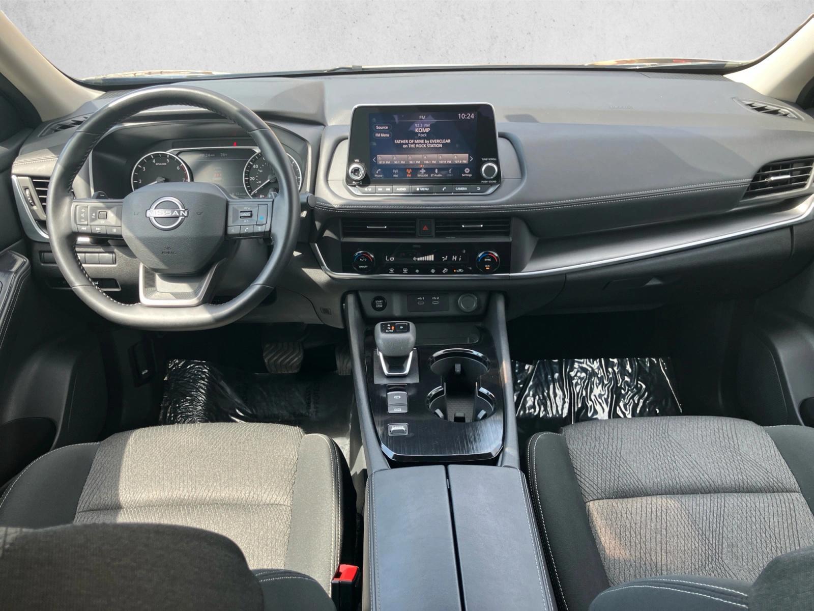 2025 Nissan Rogue SV - Photo 20