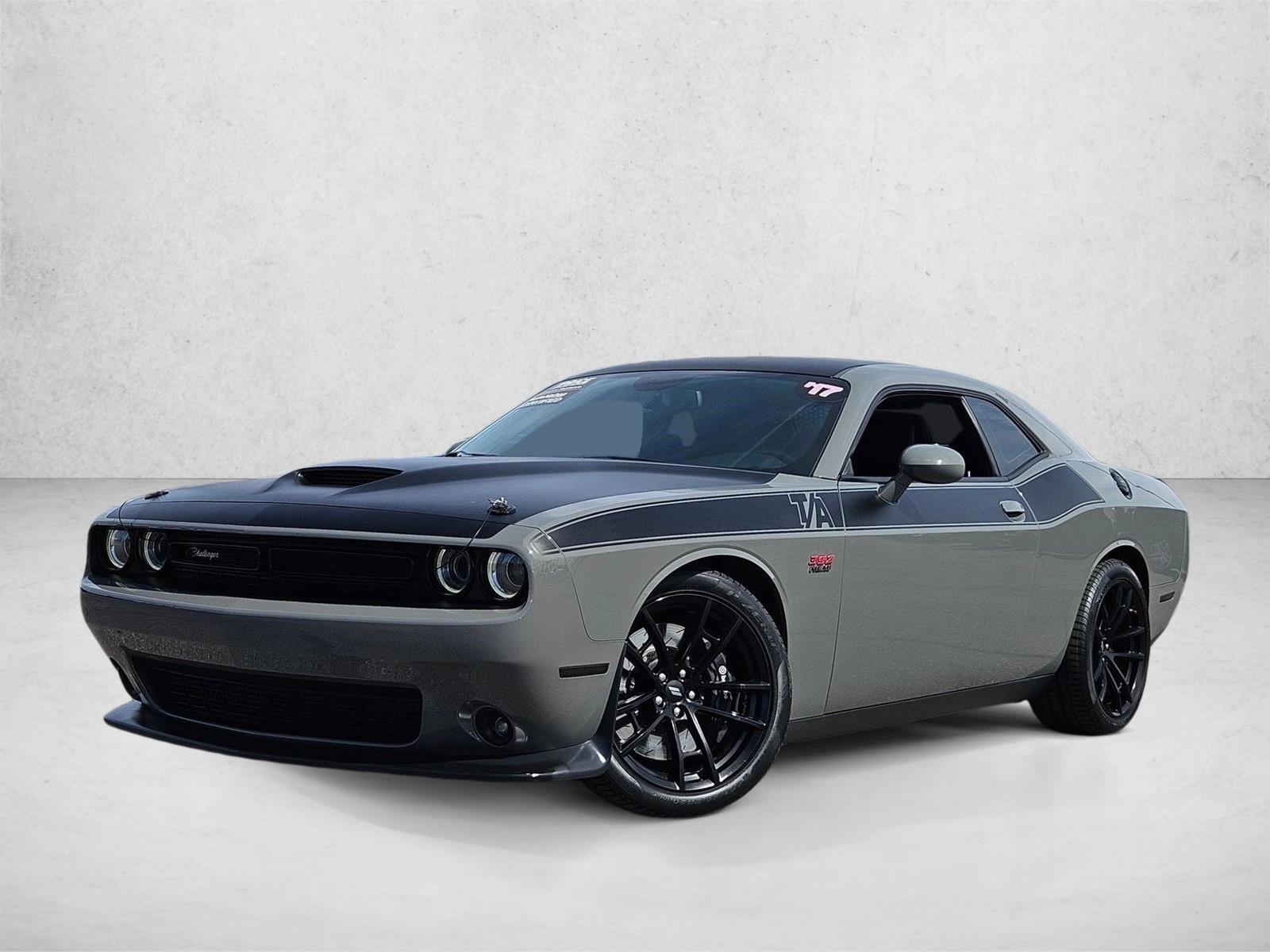 Thumbnail: 2017 Dodge Challenger - 1