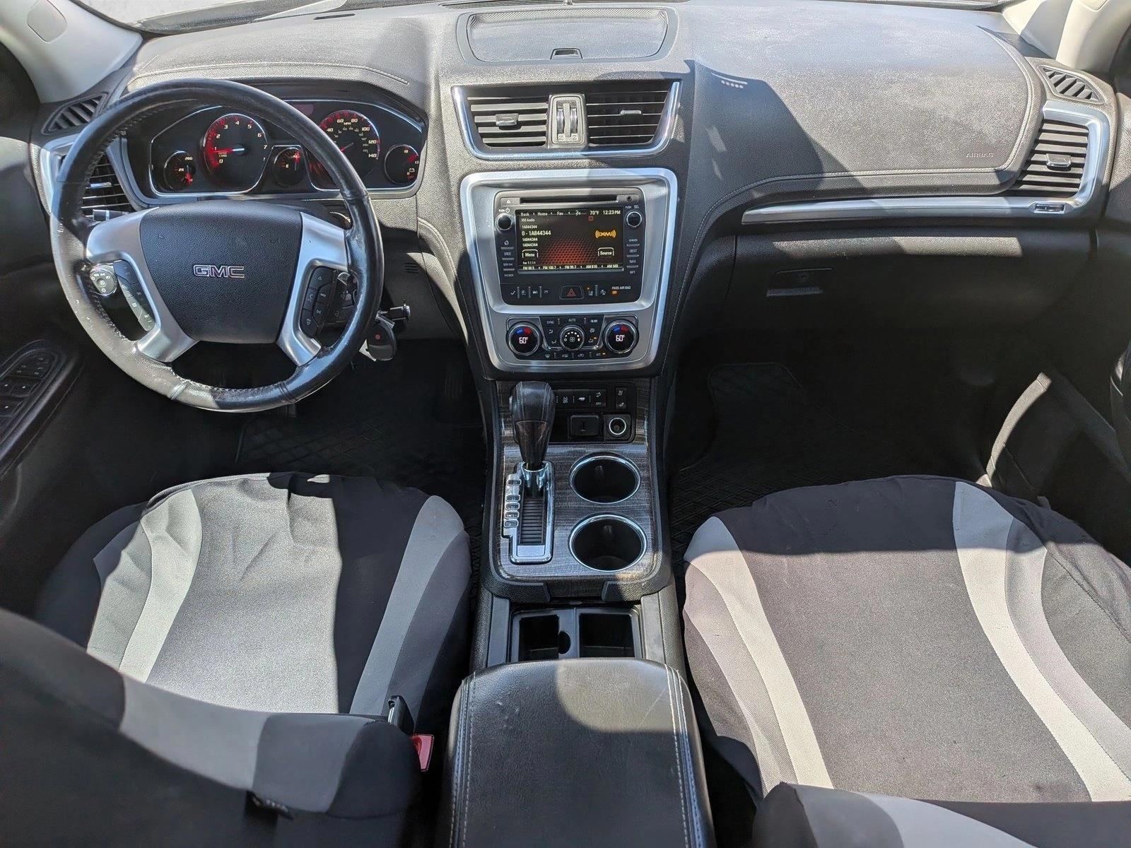 Thumbnail: 2015 GMC Acadia - 3