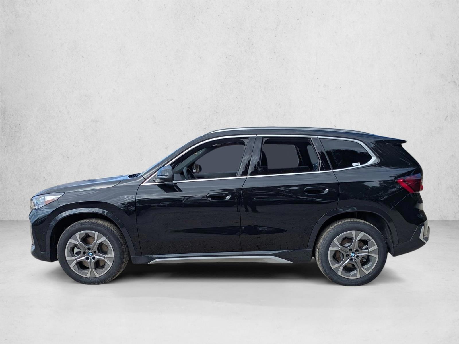 Thumbnail: 2026 BMW X1 - 2