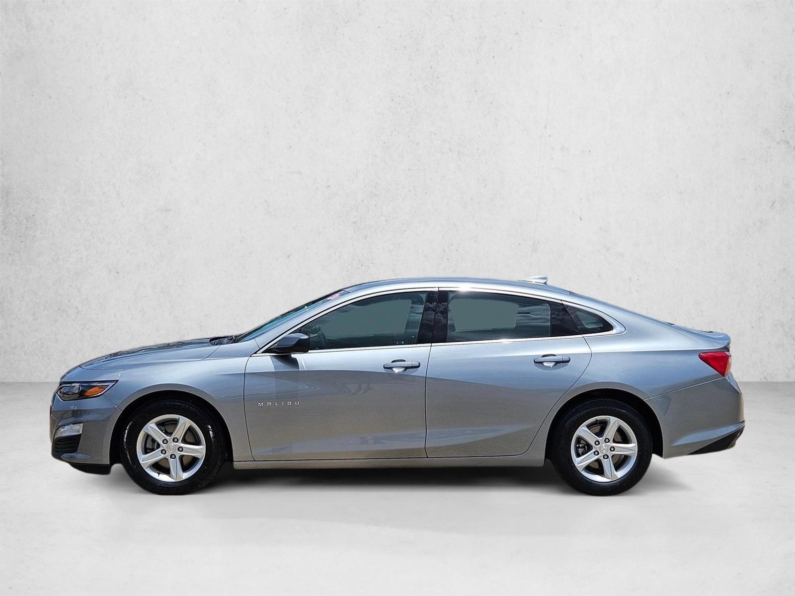 Thumbnail: 2024 Chevrolet Malibu - 2
