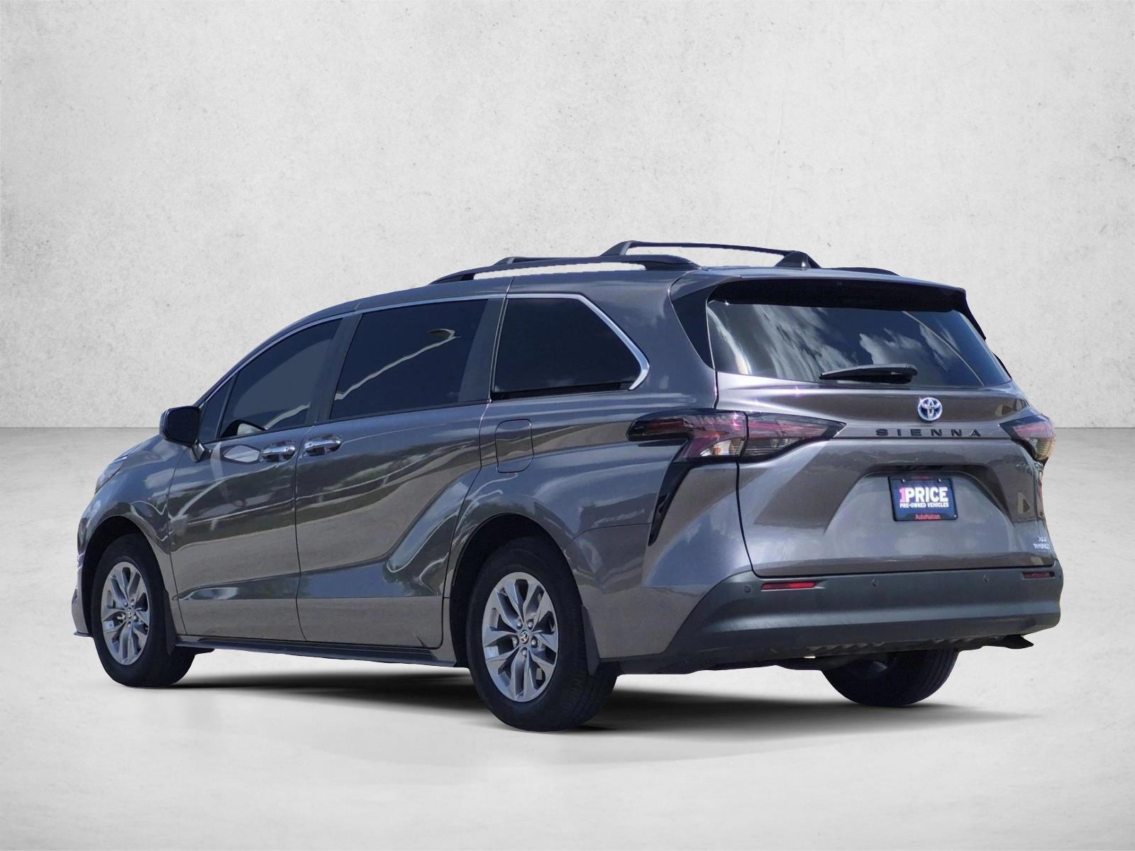 2024 Toyota ToyotaSienna, photo 8