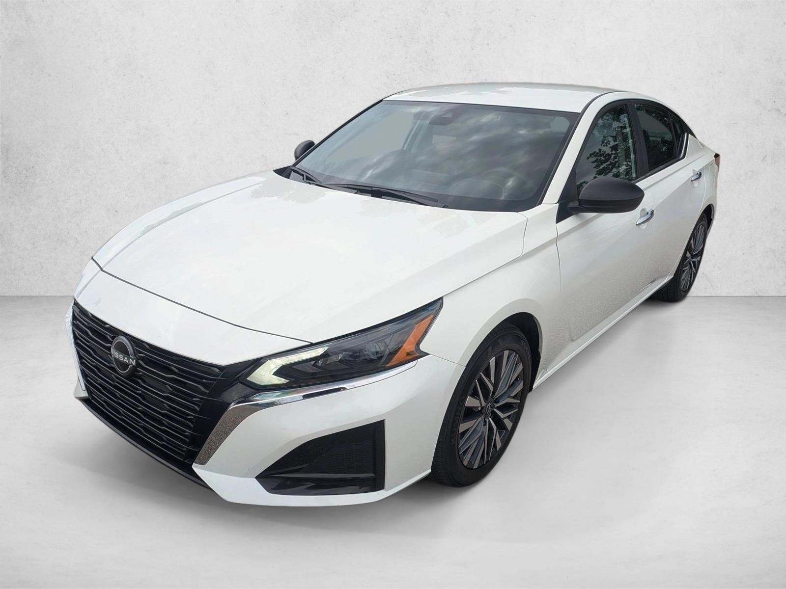 Thumbnail: 2025 Nissan Altima - 1