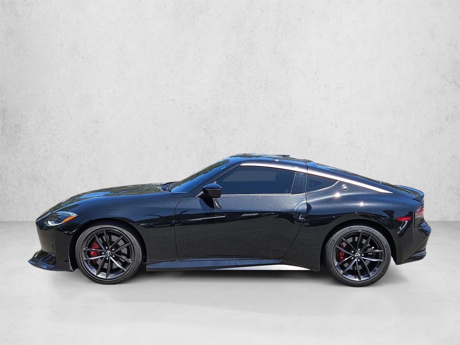 Thumbnail: 2025 Nissan Z - 2