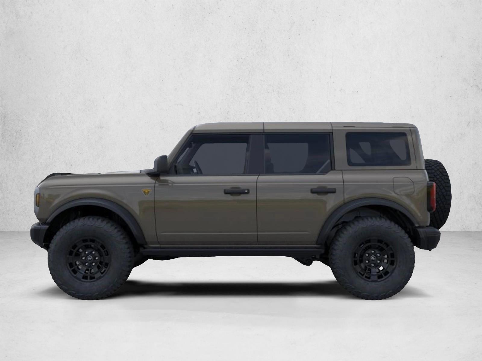 Thumbnail: 2026 Ford Bronco - 3