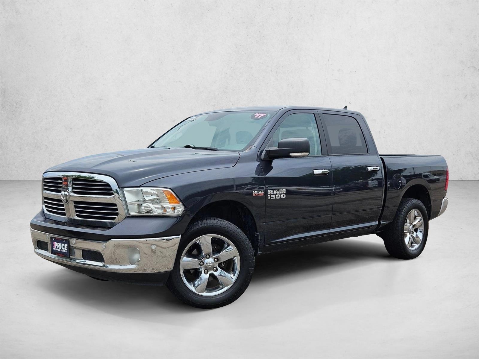 2017 RAM 1500 Big Horn 4x4 Crew Cab 5'7's photo