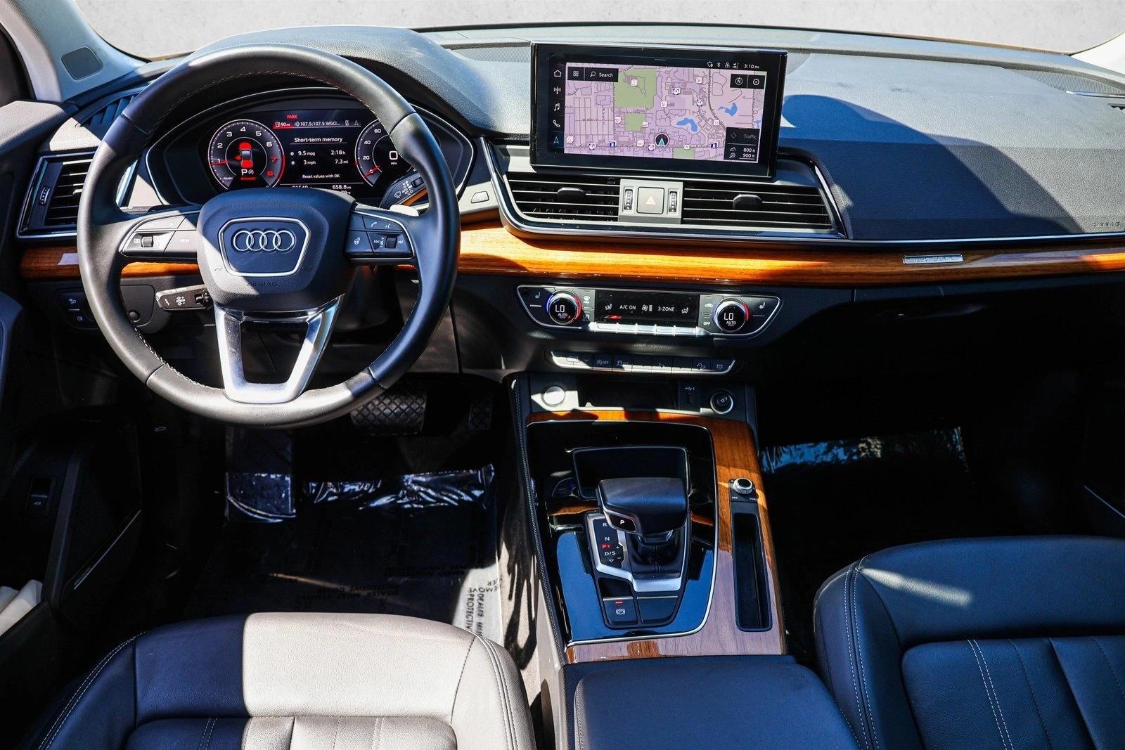 Thumbnail: 2021 Audi Q5 - 4