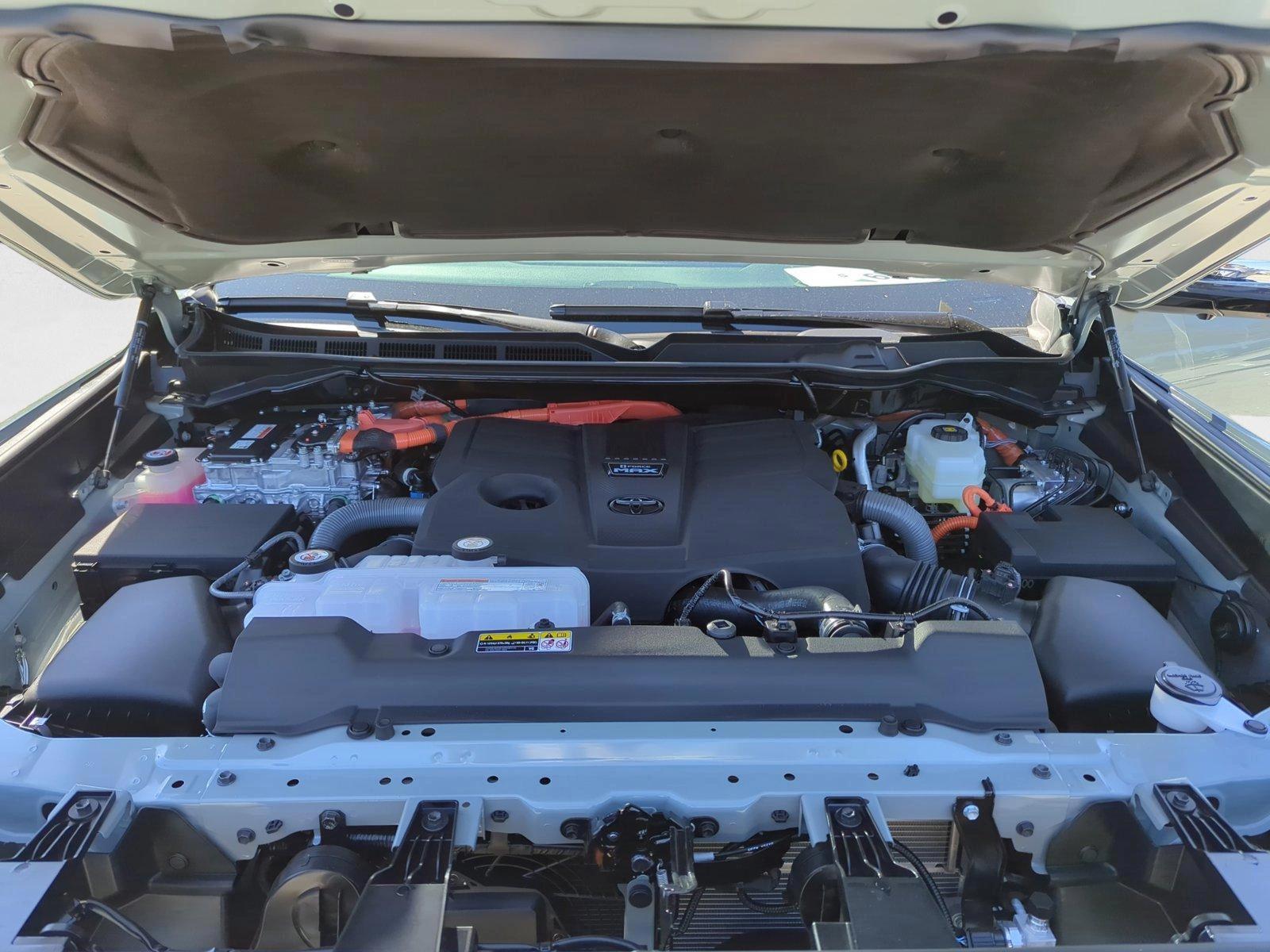 2025 Toyota Tundra 1794 Edition - Photo 17