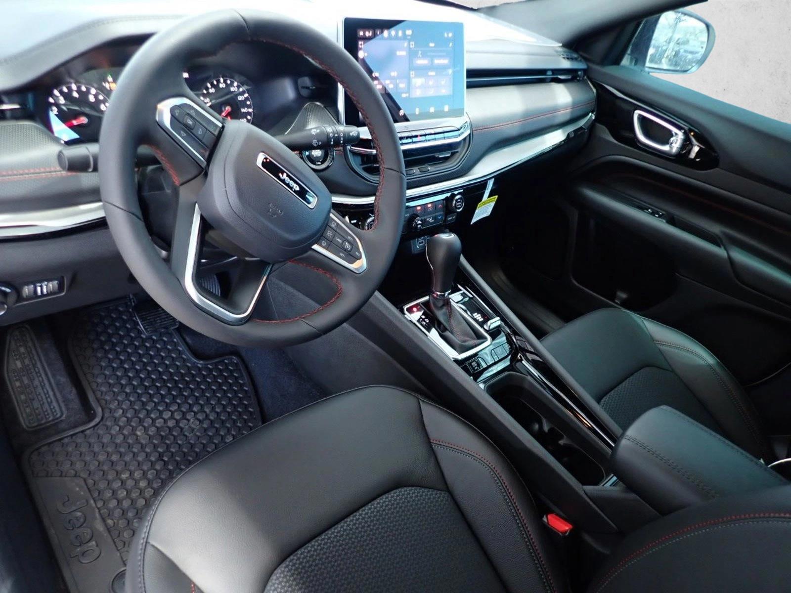 Thumbnail: 2026 Jeep Compass - 3