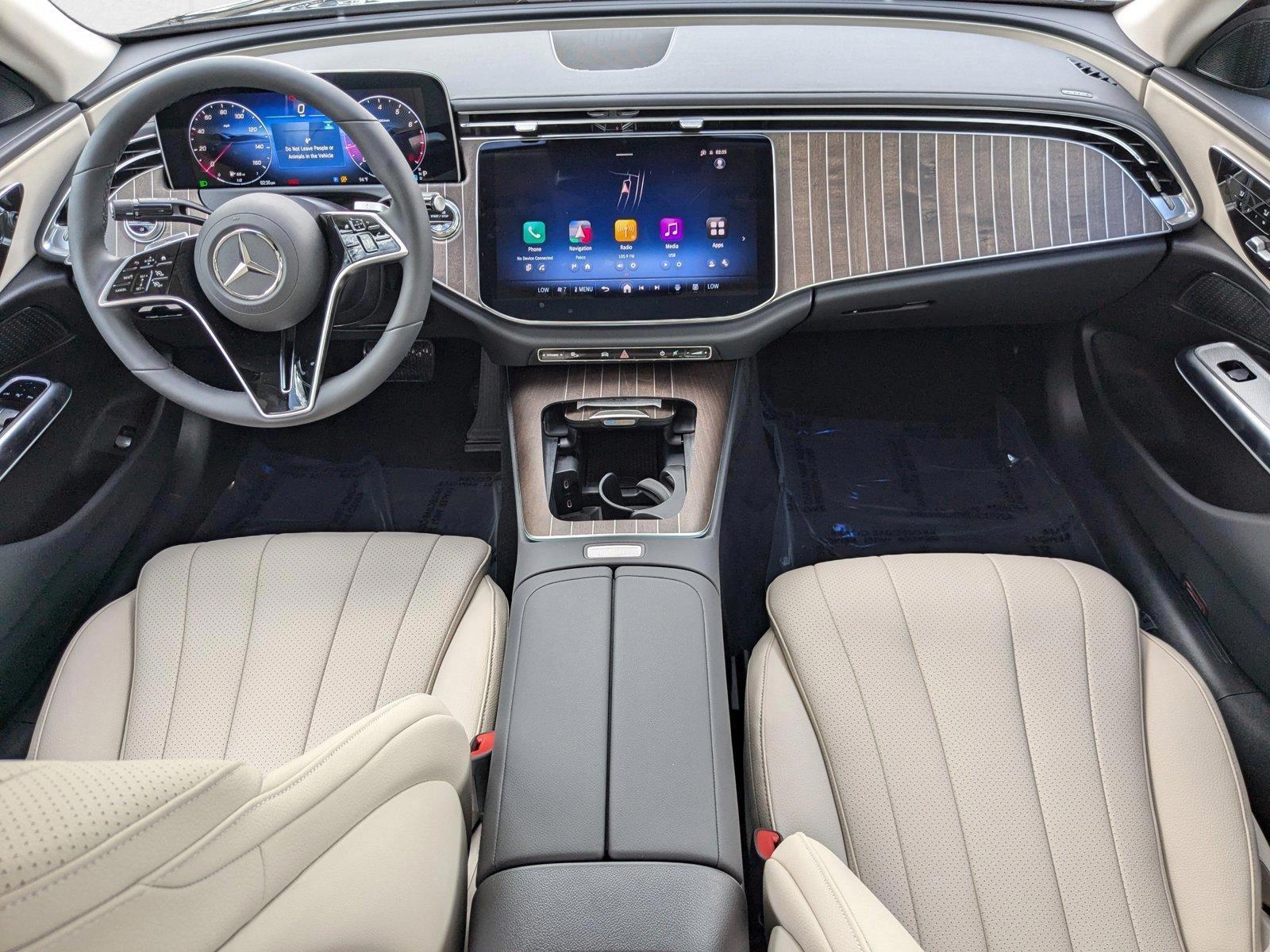 Thumbnail: 2025 Mercedes-Benz E-Class - 3
