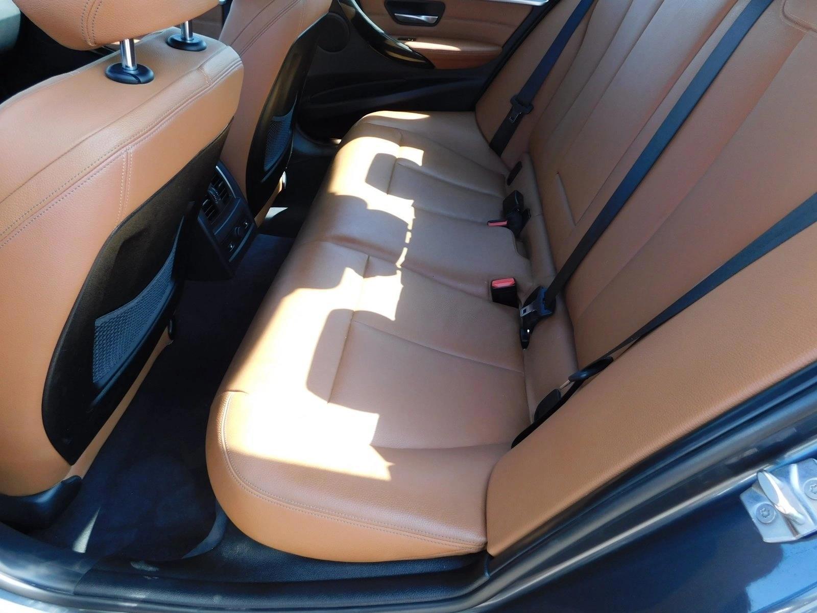 2017 BMW 3 Series 330i - Photo 27