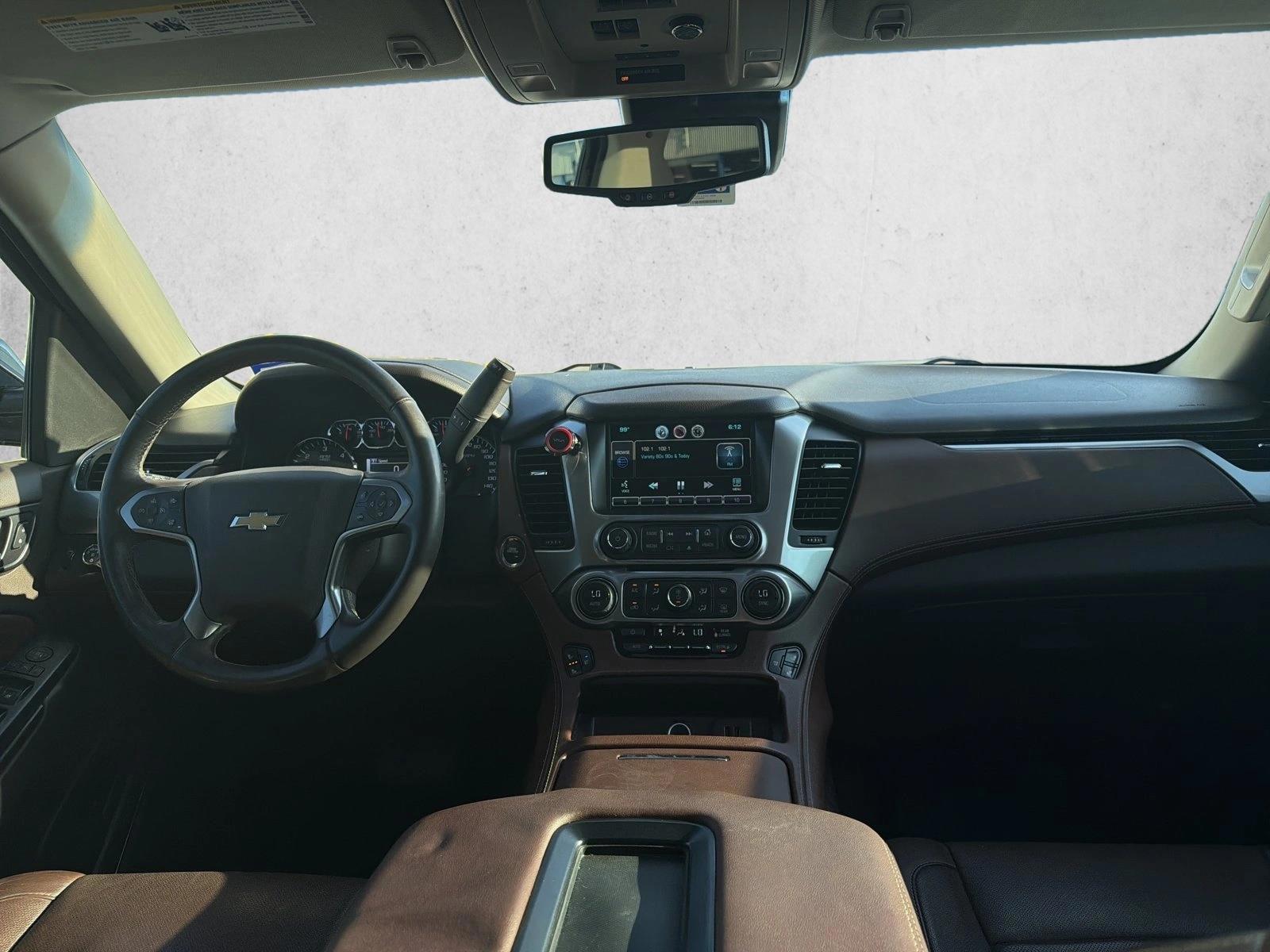 Thumbnail: 2015 Chevrolet Tahoe - 3