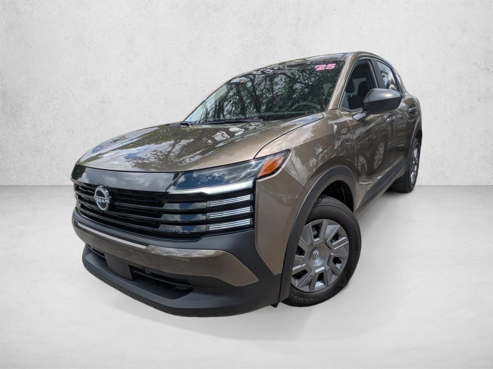 Thumbnail: 2025 Nissan Kicks - 1