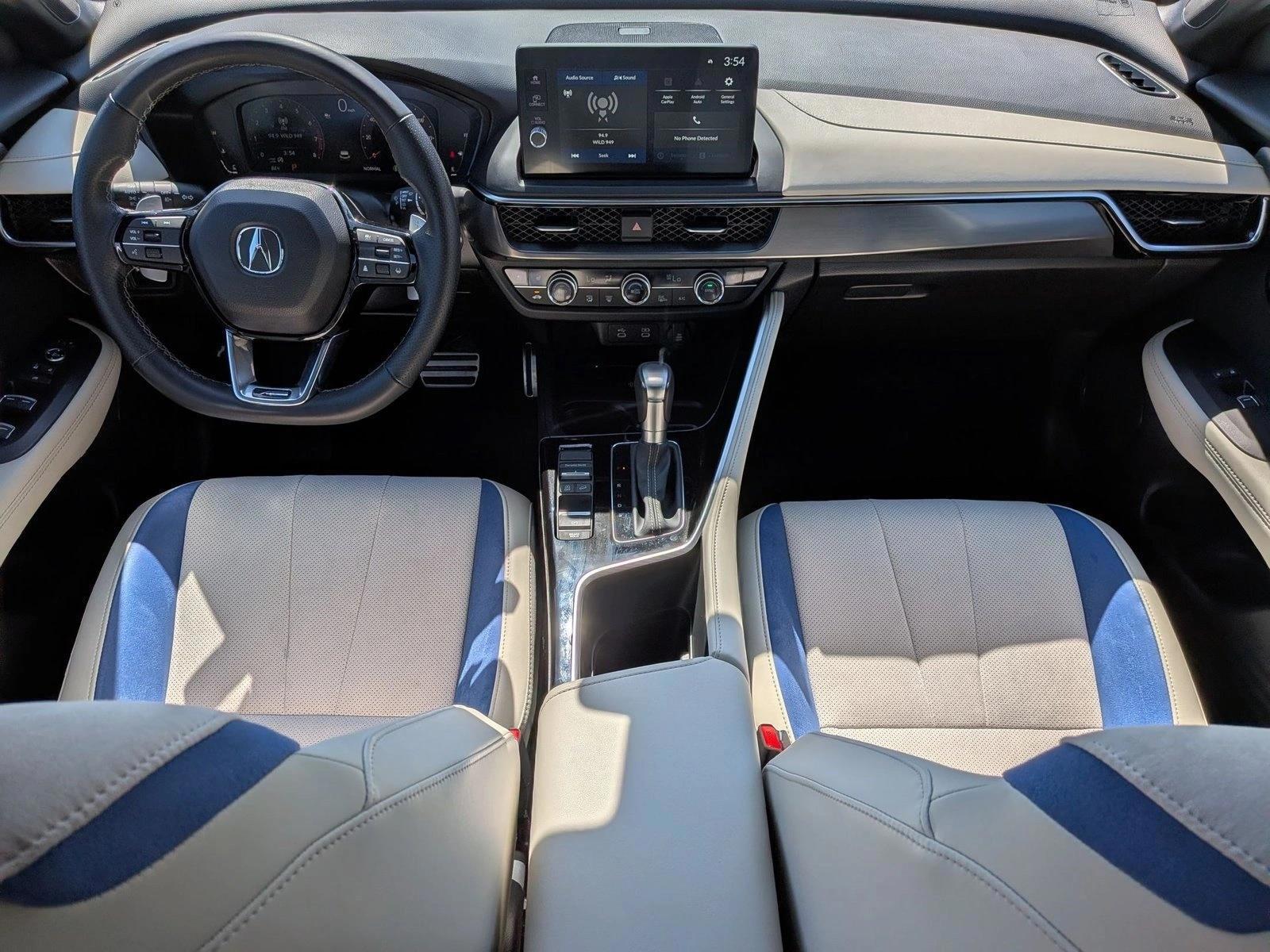 Thumbnail: 2025 Acura ADX - 3