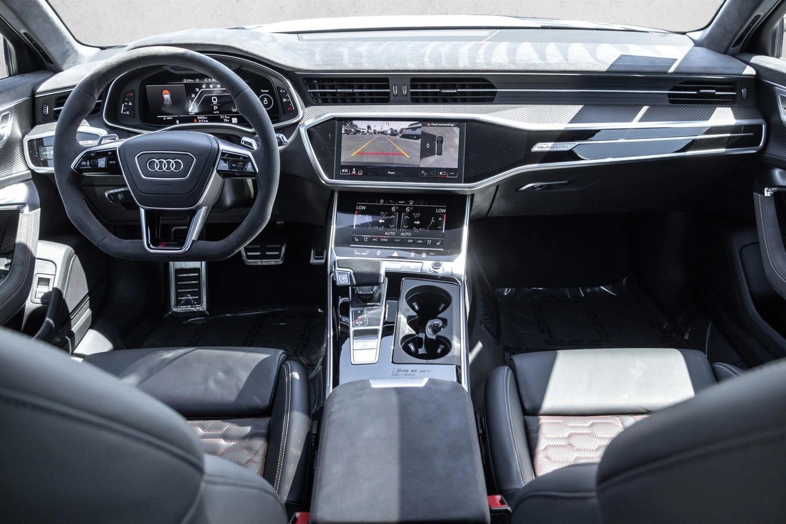 Thumbnail: 2025 Audi RS 6 - 4
