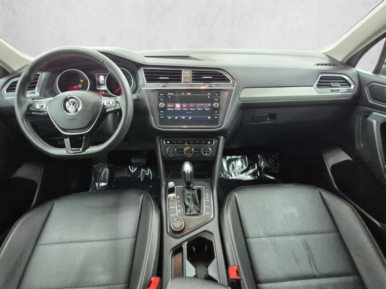 Thumbnail: 2021 Volkswagen Tiguan - 4