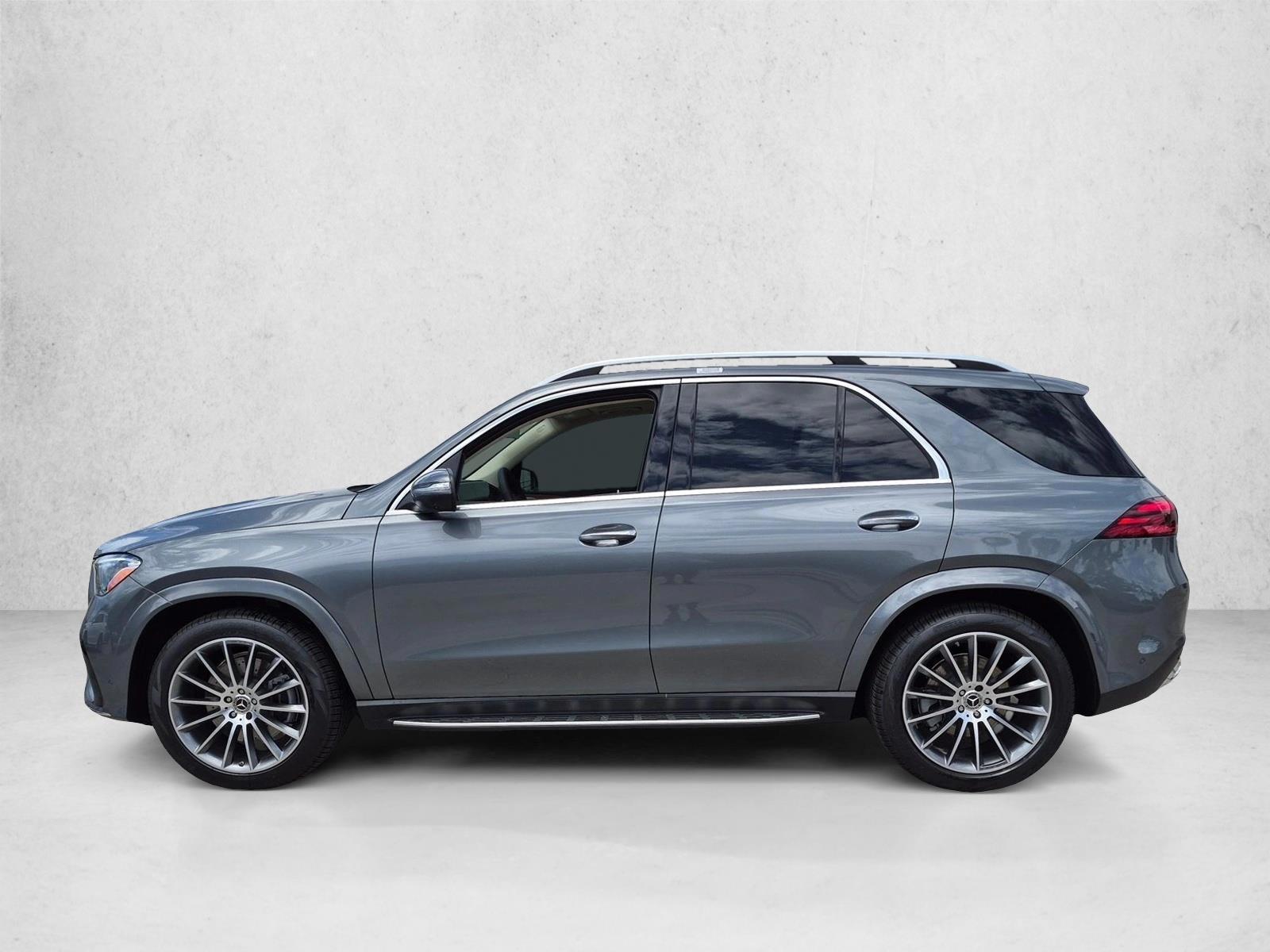Thumbnail: 2026 Mercedes-Benz GLE - 2
