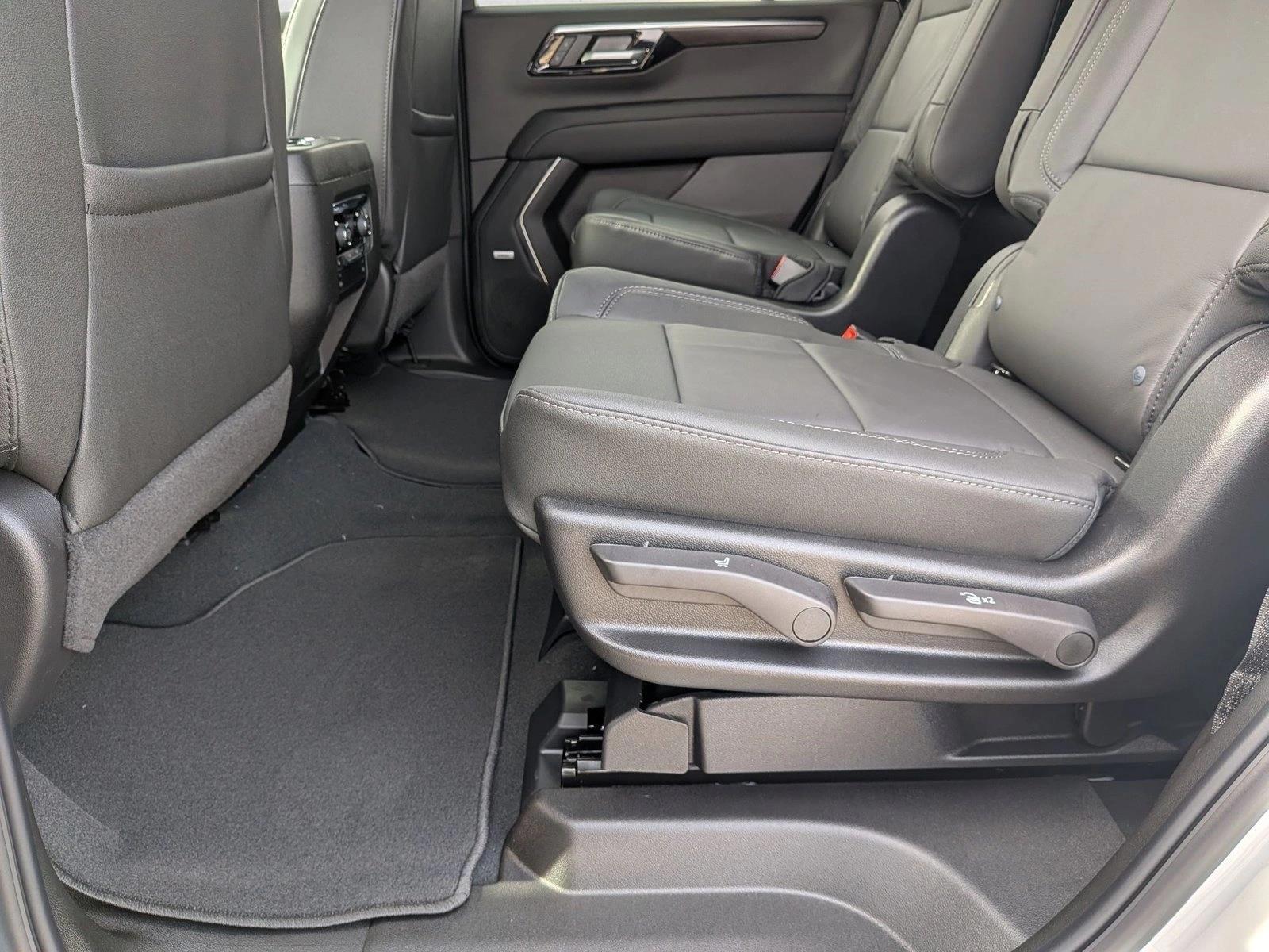 Thumbnail: 2026 Chevrolet Tahoe - 3