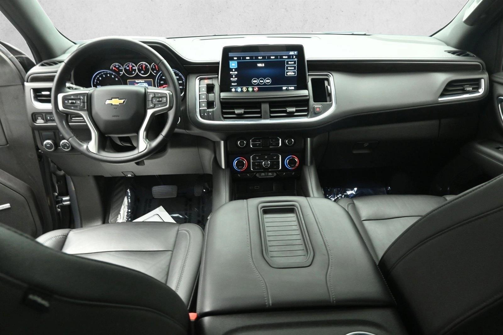 Thumbnail: 2021 Chevrolet Suburban - 3