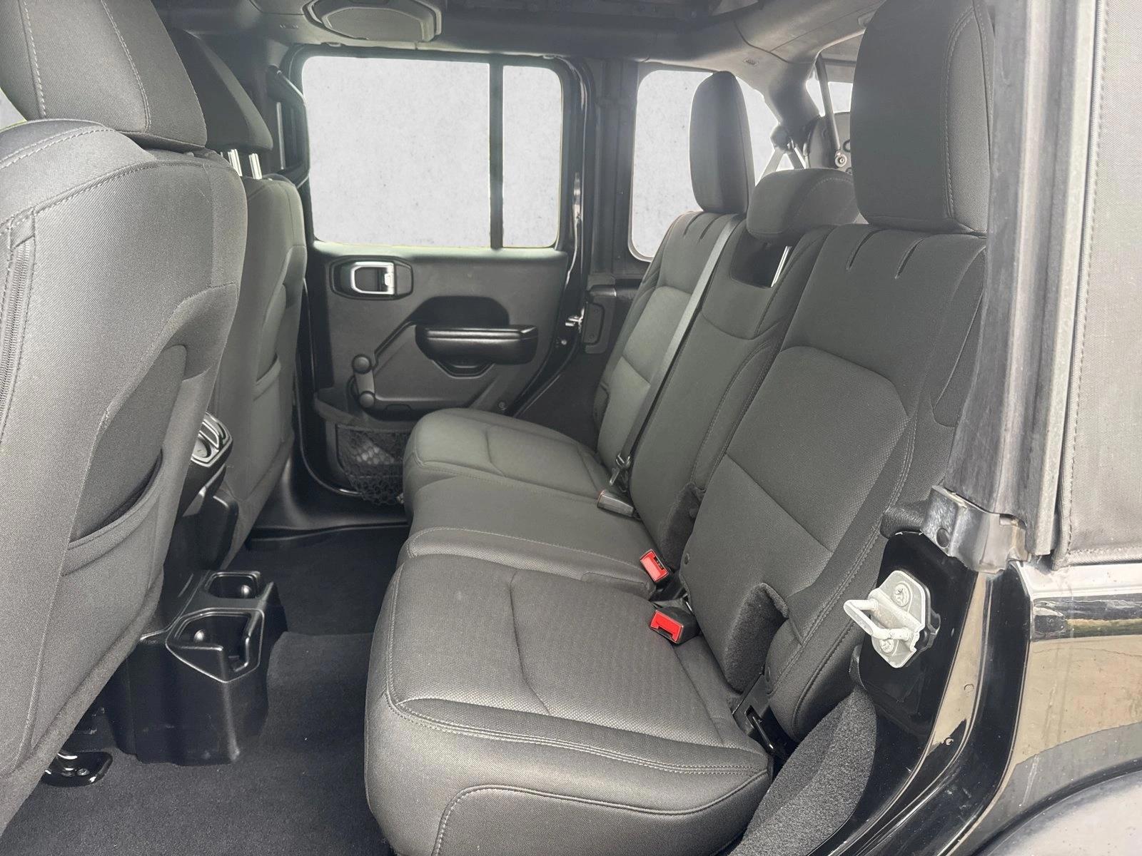 2018 Jeep All-New Wrangler Unlimited Sport - Photo 18