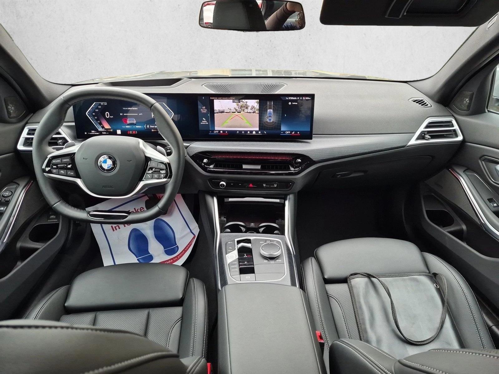 Thumbnail: 2025 BMW 3 Series - 3