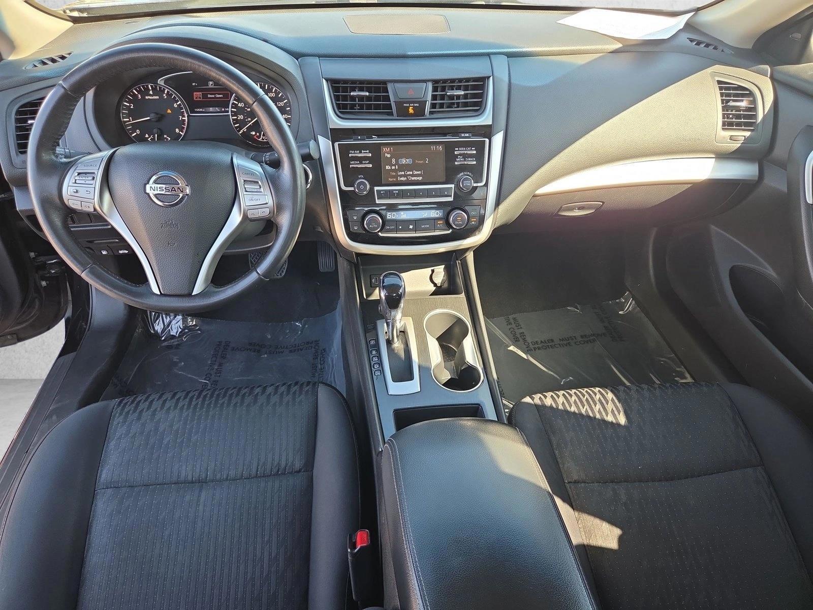 Thumbnail: 2018 Nissan Altima - 4