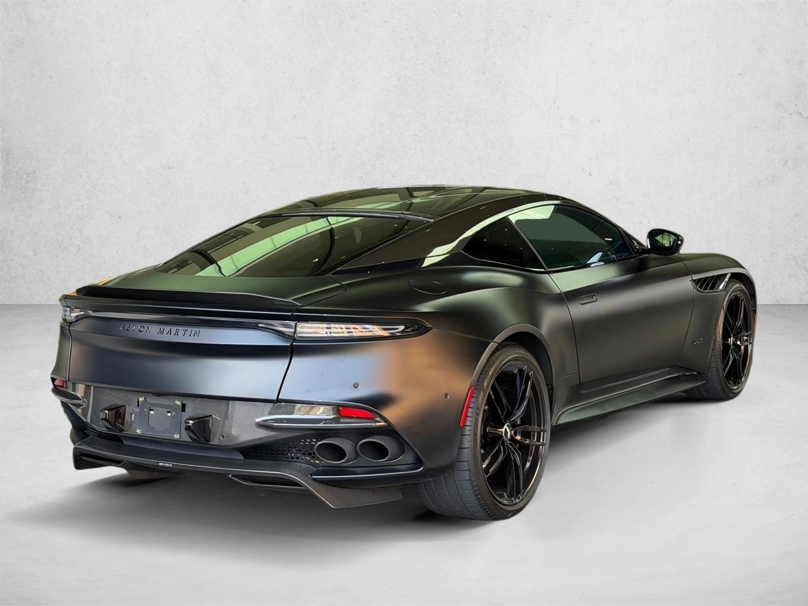 2021 Aston Martin DBS Superleggera Base - Photo 8