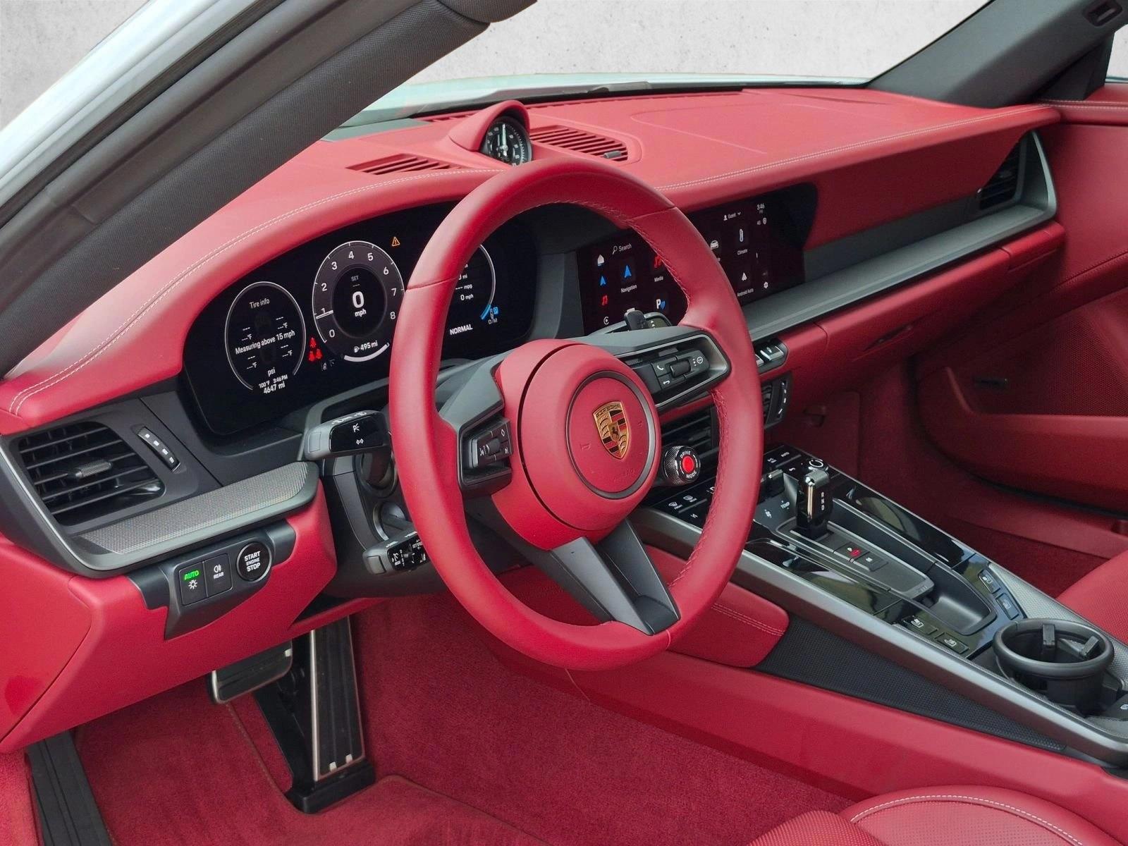 Thumbnail: 2025 Porsche 911 - 3